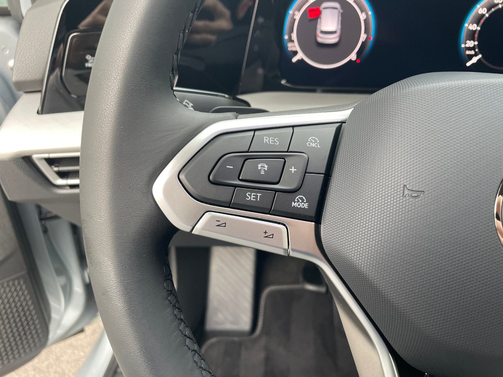 Volkswagen Golf 1.5 etsi edition plus 115cv dsg - 18
