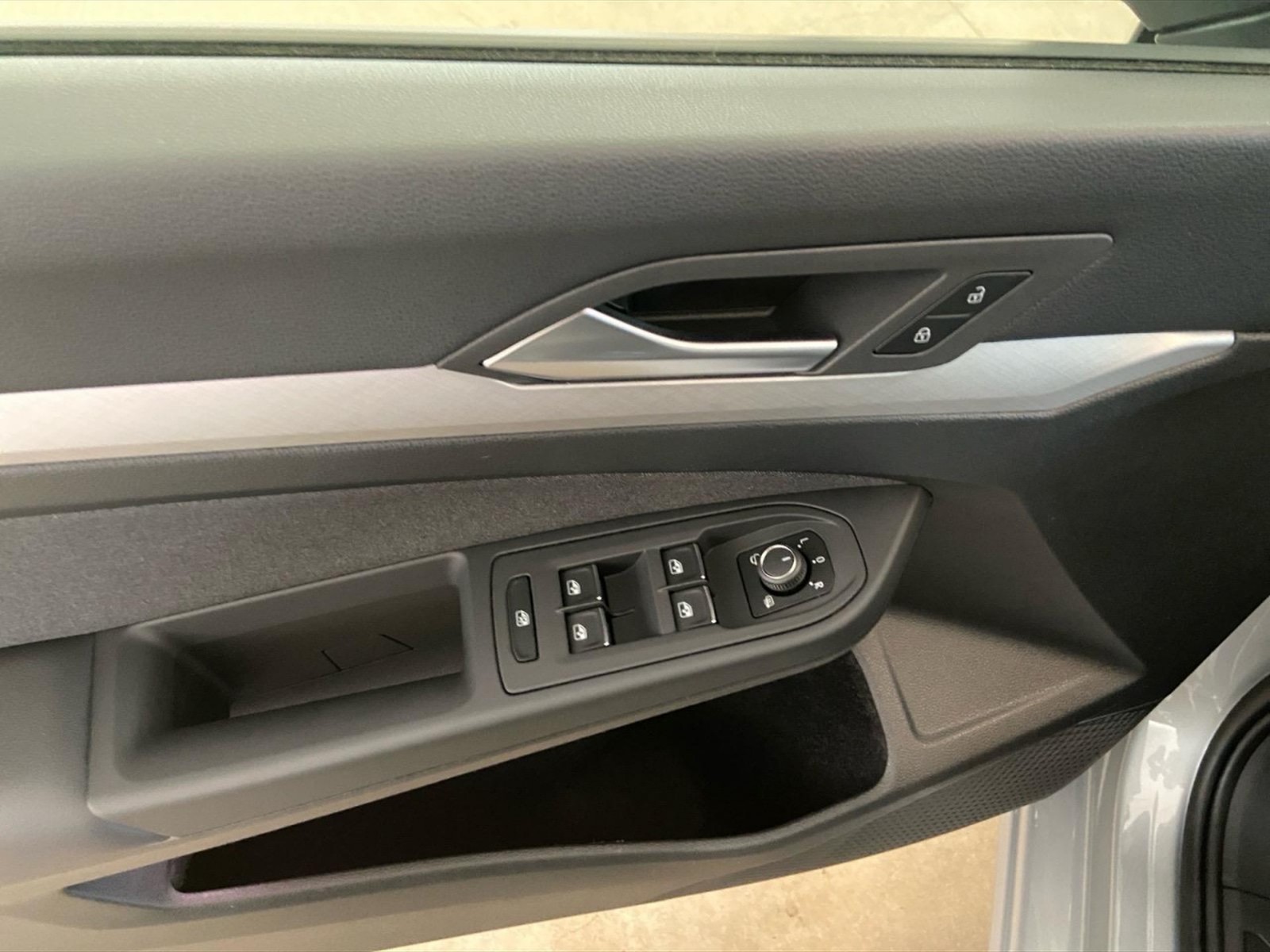 Volkswagen Golf 2.0 tdi edition plus 115cv - 14