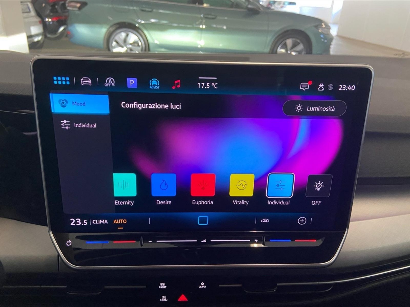 Volkswagen Golf 2.0 tdi edition plus 115cv - 24