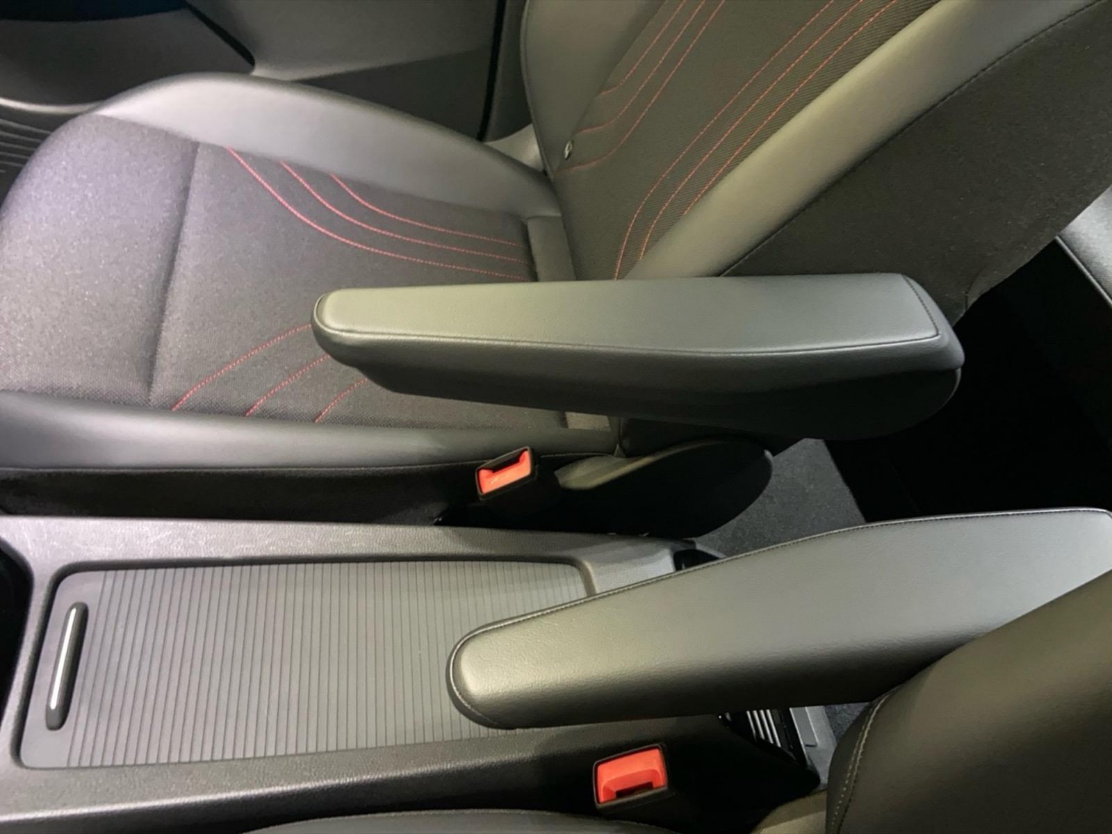 Volkswagen ID.5 77 kwh gtx 4motion 299cv - 29