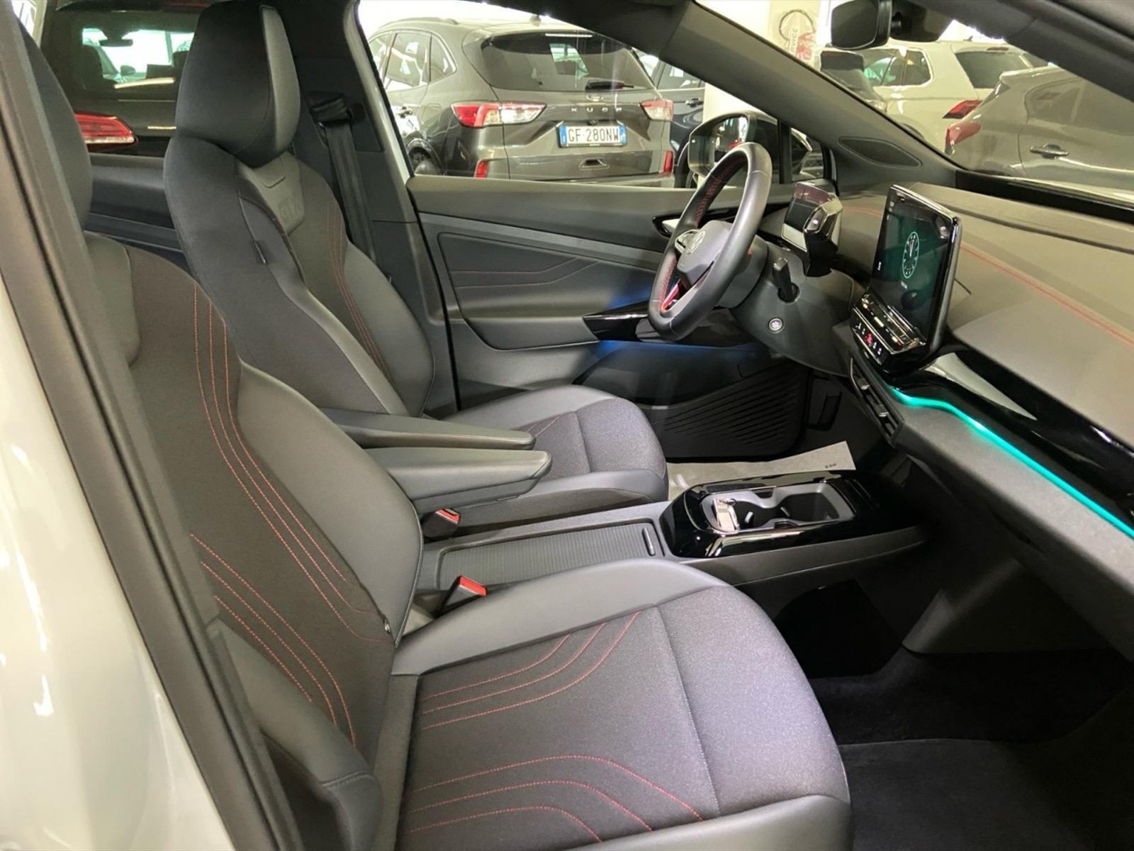 Volkswagen ID.5 77 kwh gtx 4motion 299cv - 9