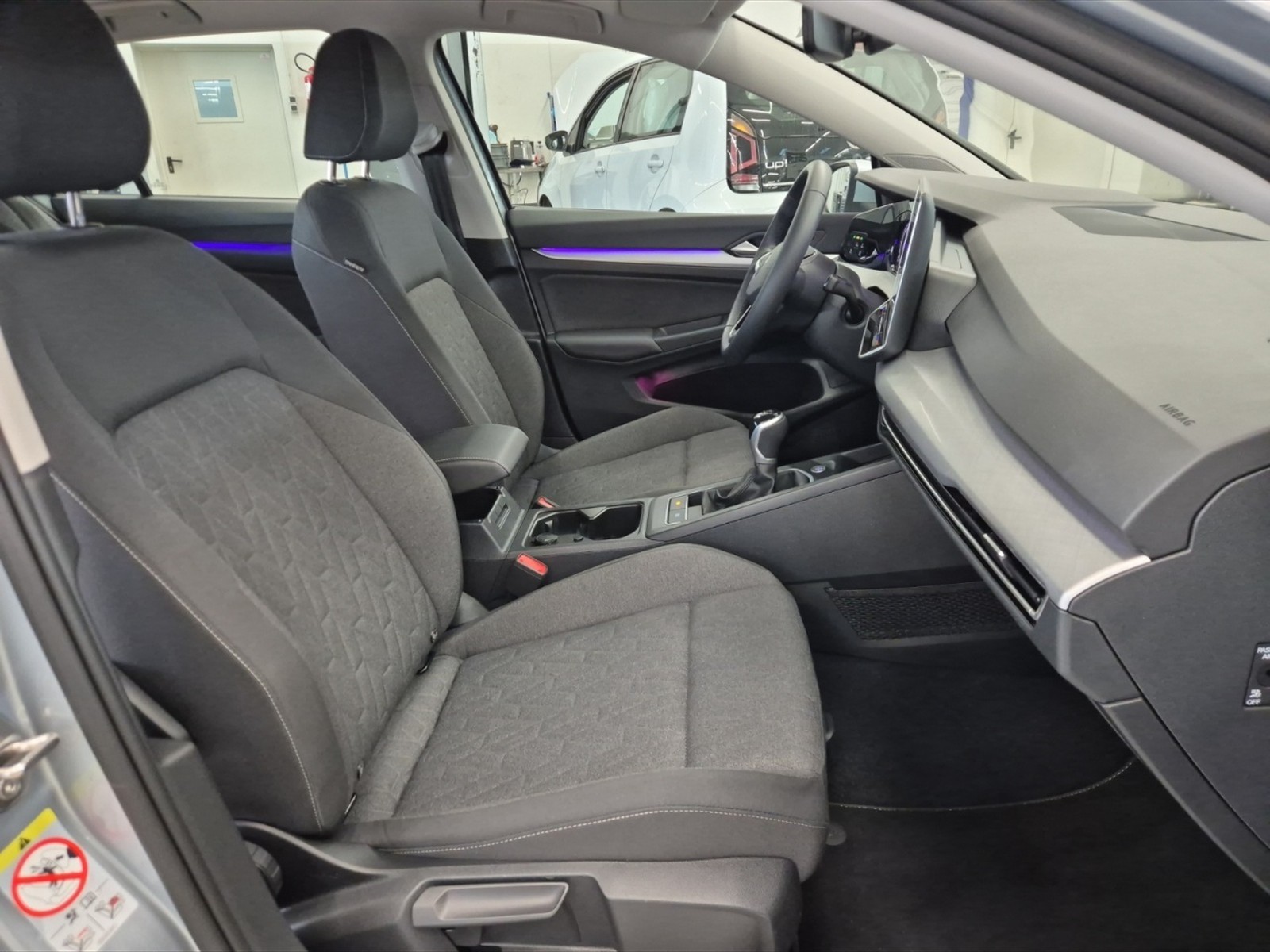 Volkswagen Golf 2.0 tdi life 115cv - 9