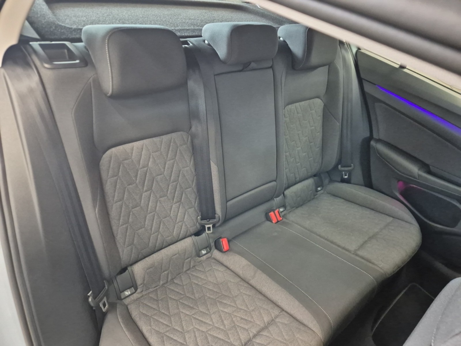 Volkswagen Golf 2.0 tdi life 115cv - 10