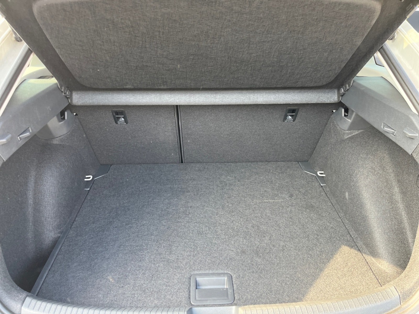 Volkswagen Taigo 1.0 tsi life 110cv - 12