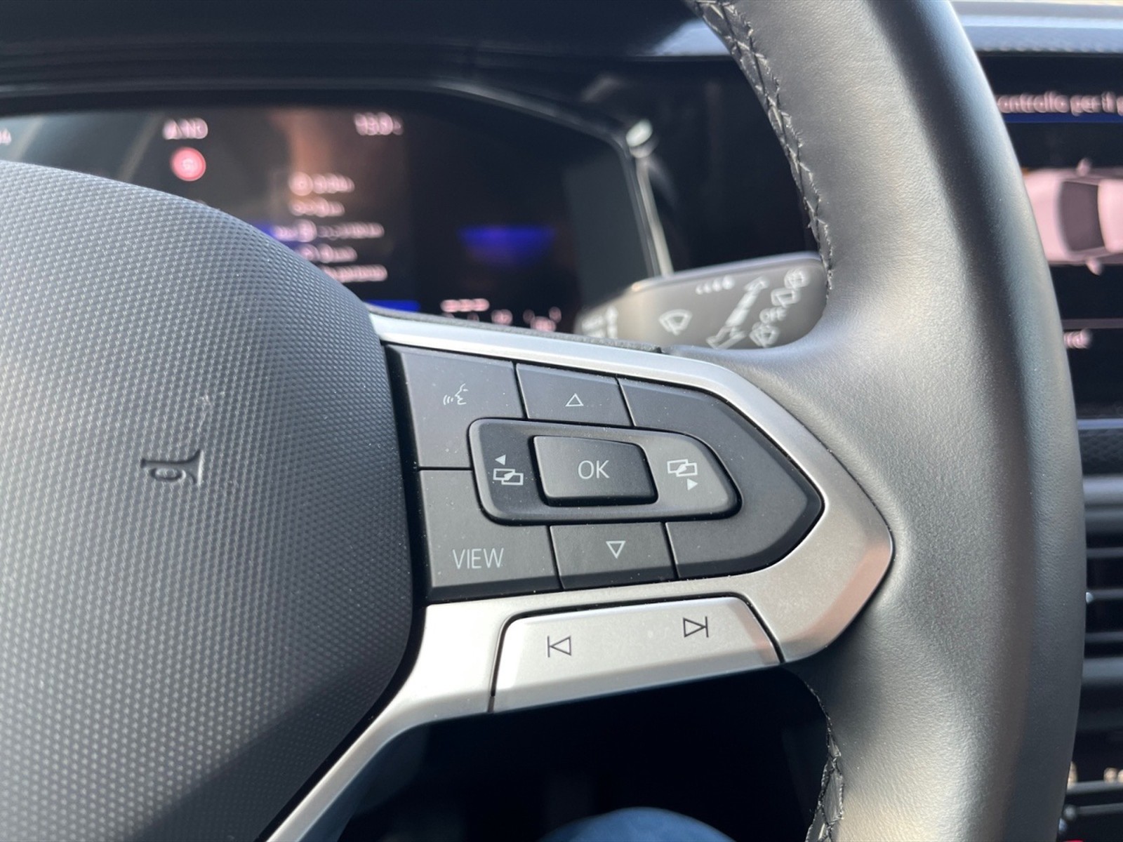 Volkswagen Taigo 1.0 tsi life 110cv - 14