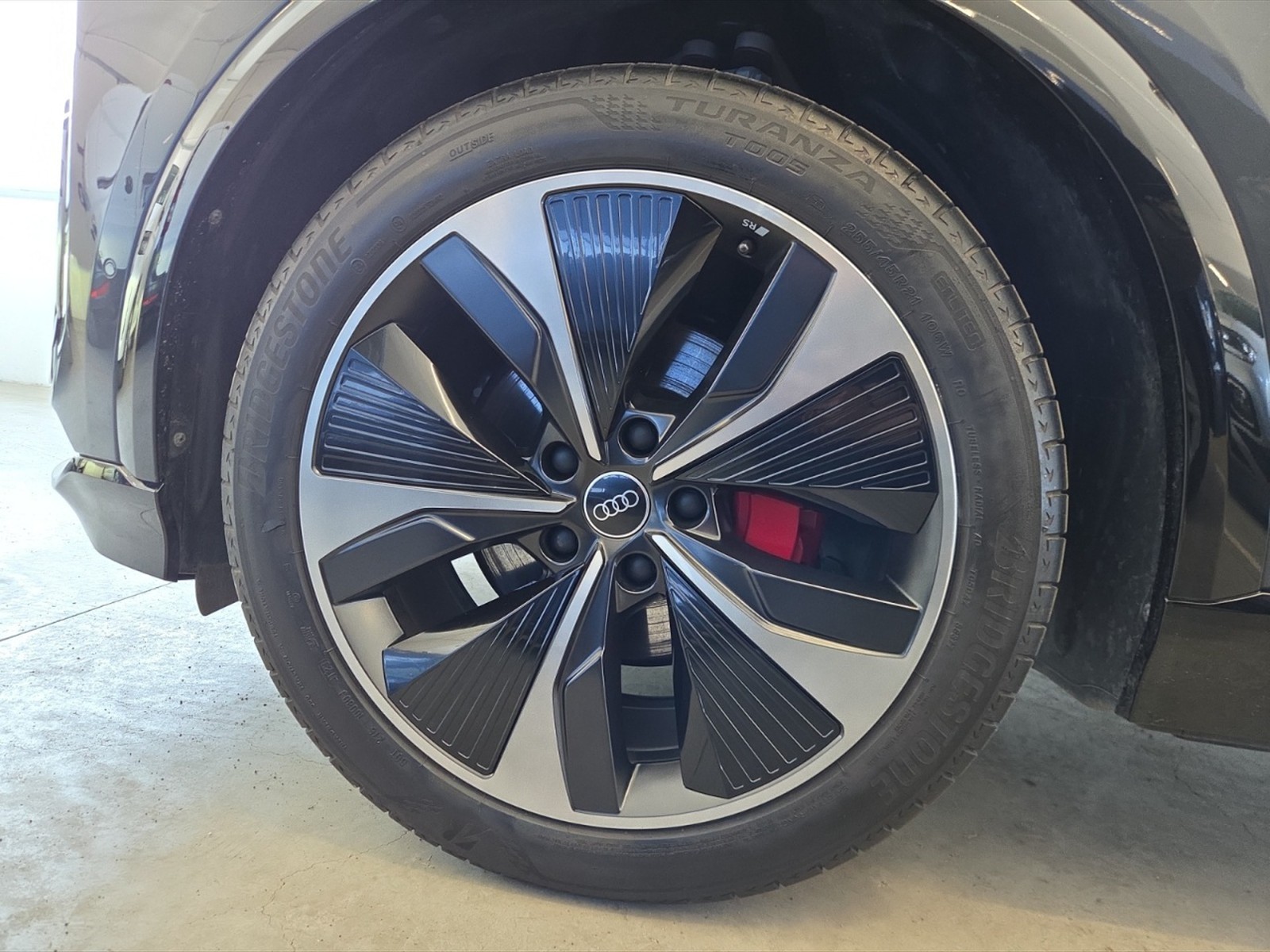 Audi Q6 e-tron e-tron edition one grey quattro 387cv - 26