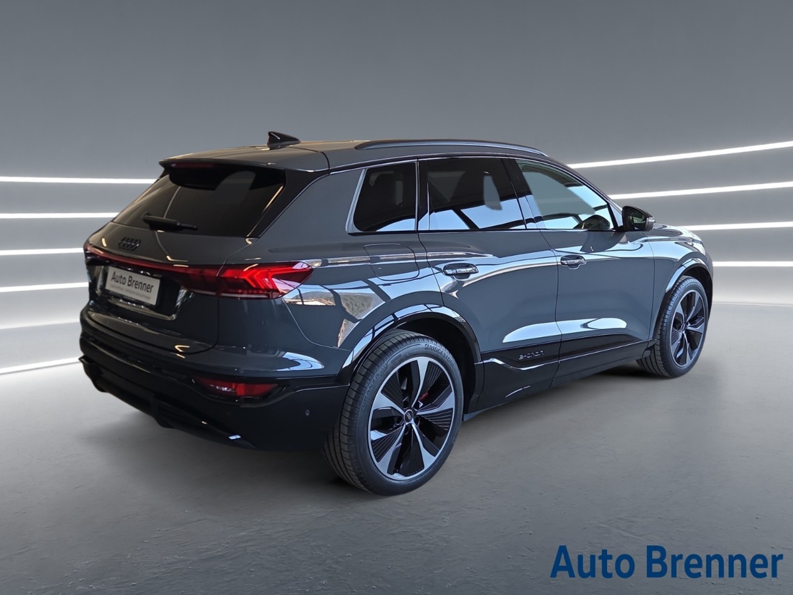 Audi Q6 e-tron e-tron edition one grey quattro 387cv - 4