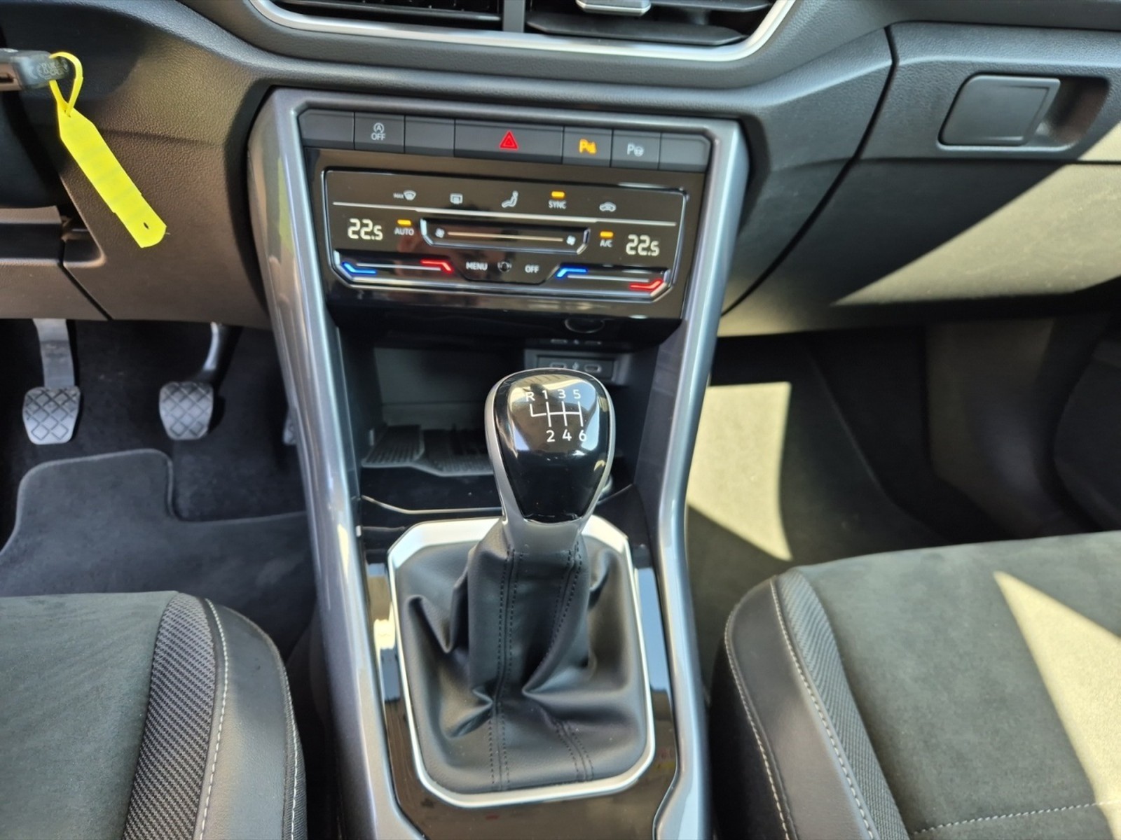 Volkswagen T-Roc 1.0 tsi style 115cv - 19