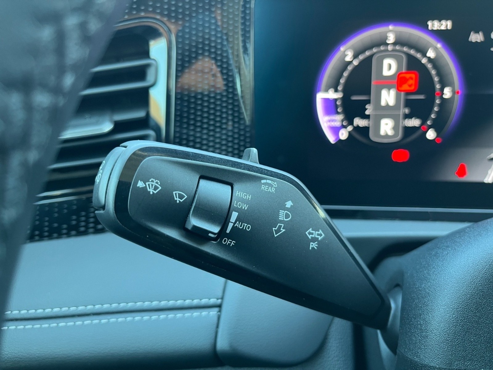 Volkswagen Tiguan 2.0 tdi life 150cv dsg - 22