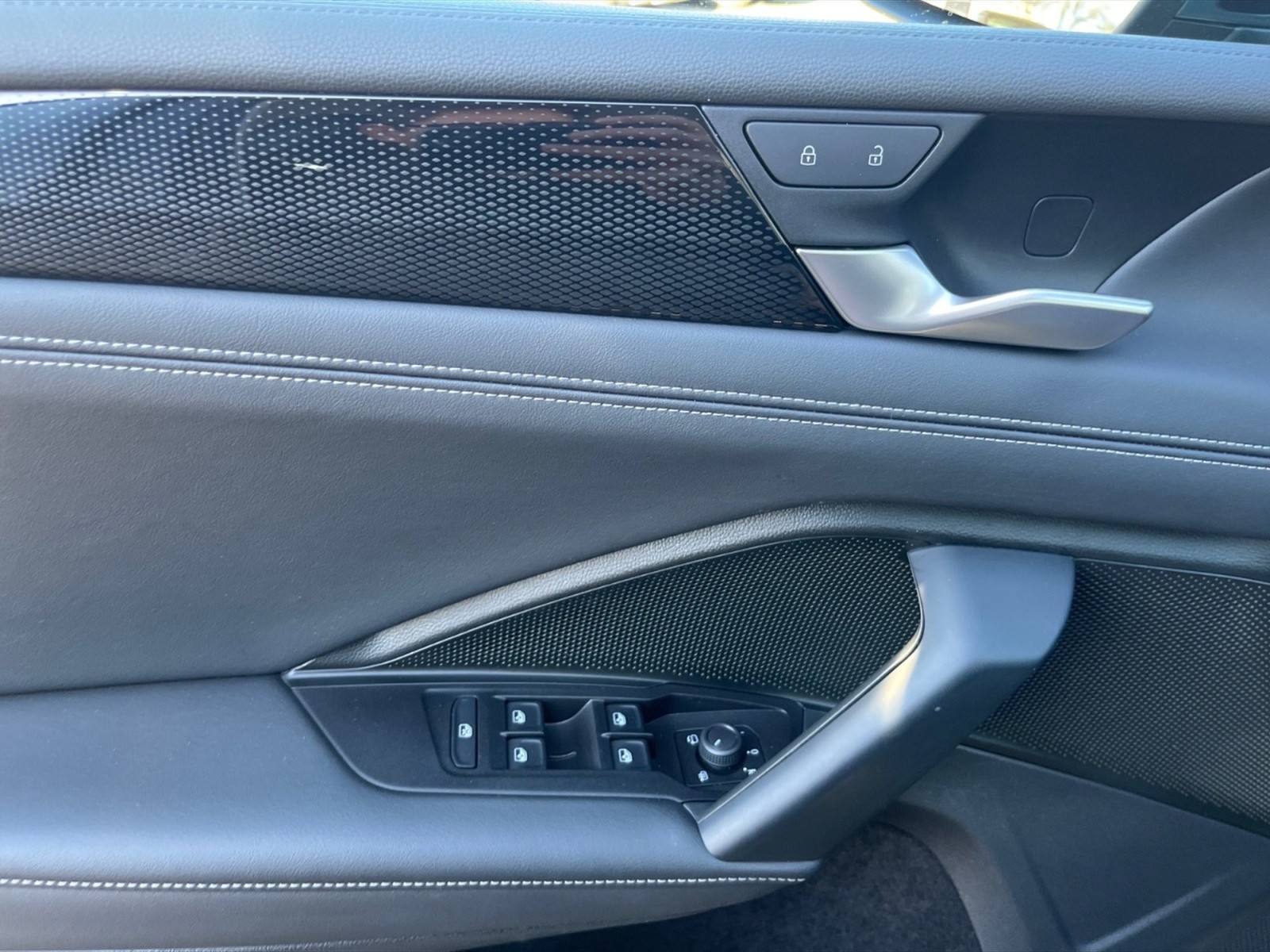 Volkswagen Tiguan 2.0 tdi life 150cv dsg - 24