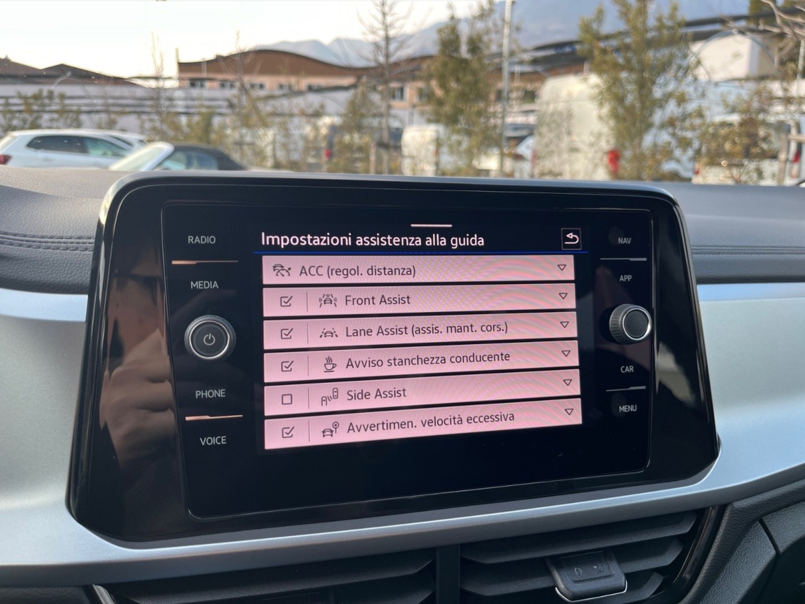 Volkswagen T-Roc 1.5 tsi life dsg - 19