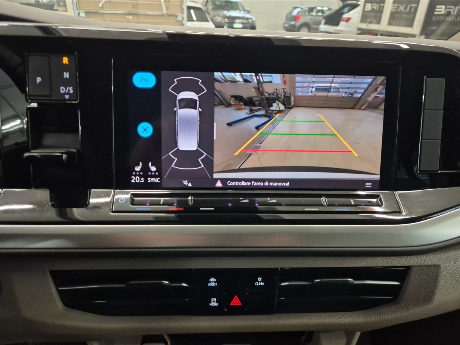 Volkswagen T7 Multivan 2.0 tdi life 150cv dsg 7p.ti - 16