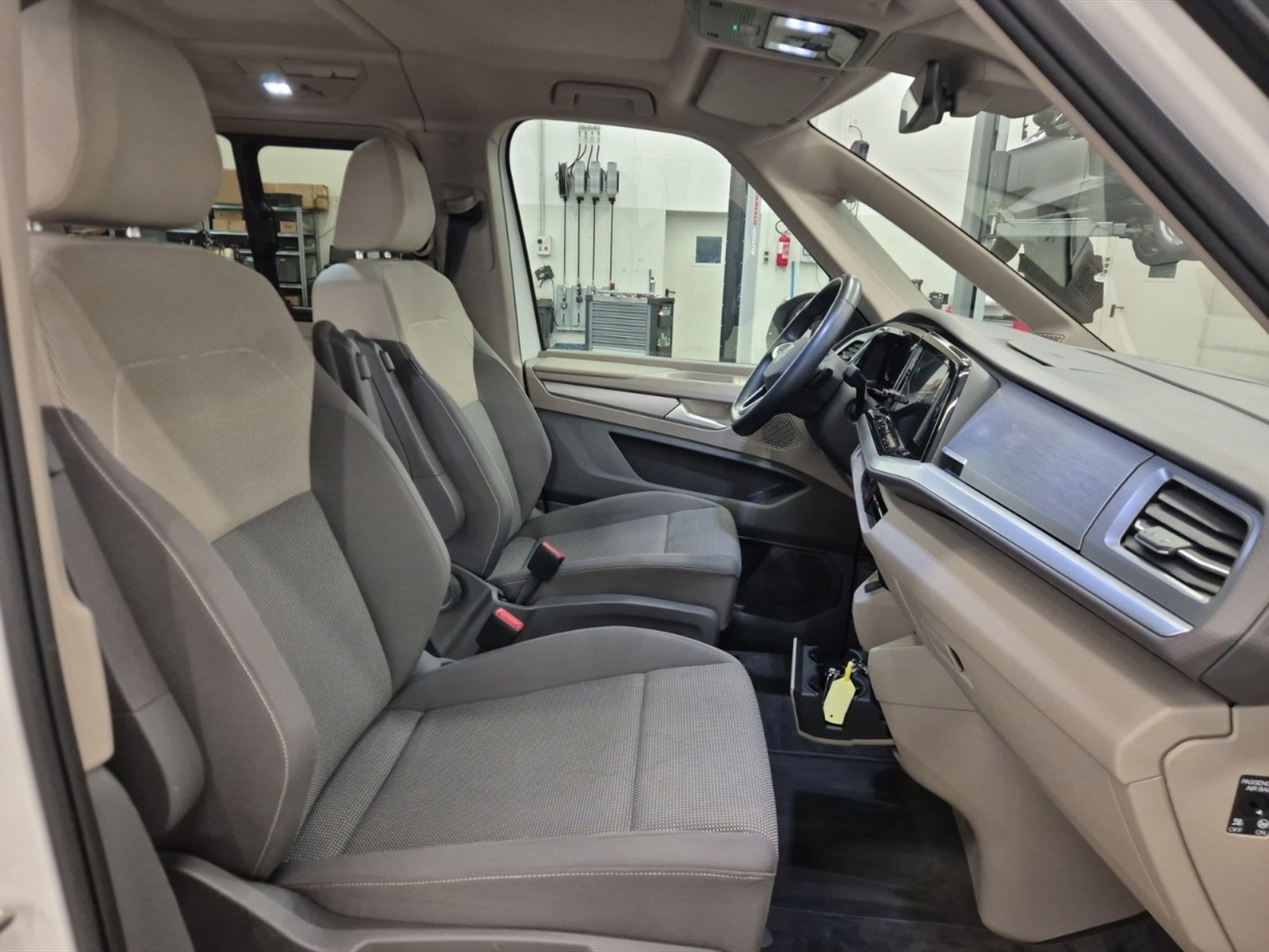 Volkswagen T7 Multivan 2.0 tdi life 150cv dsg 7p.ti - 9