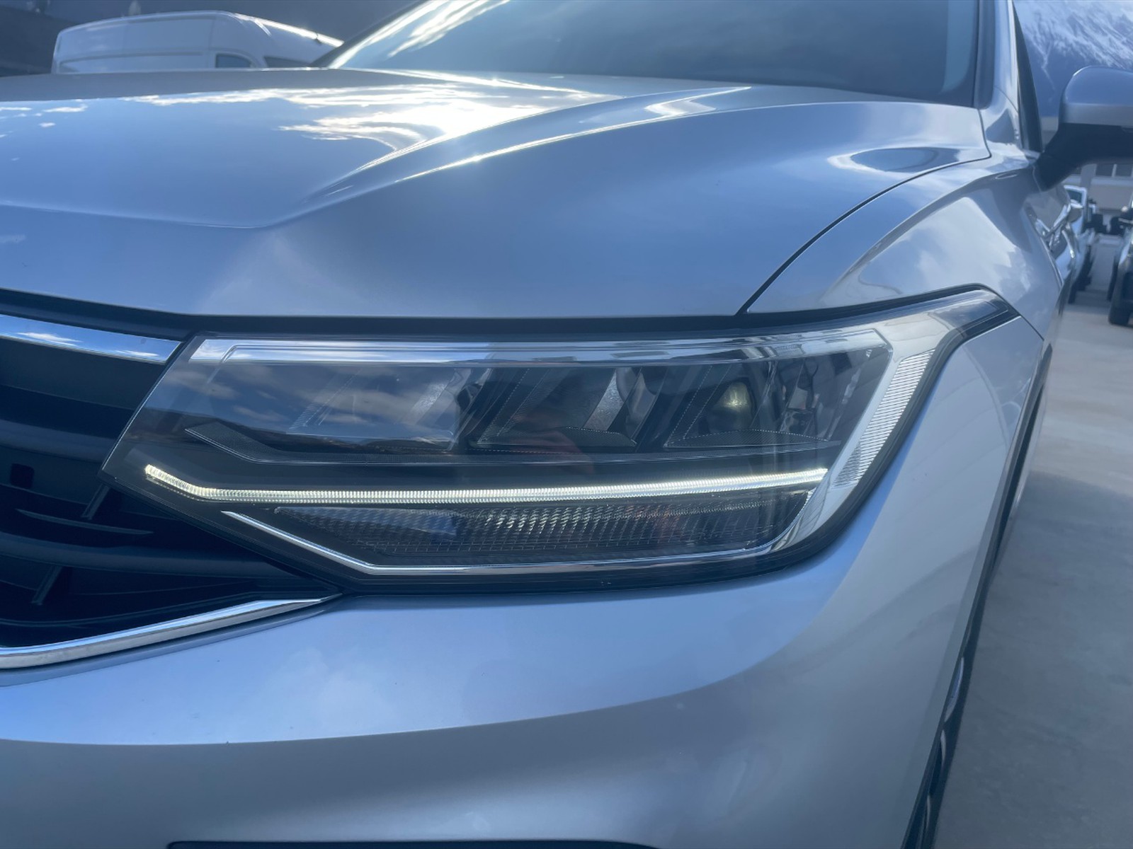 Volkswagen Tiguan 1.5 tsi life 130cv - 22