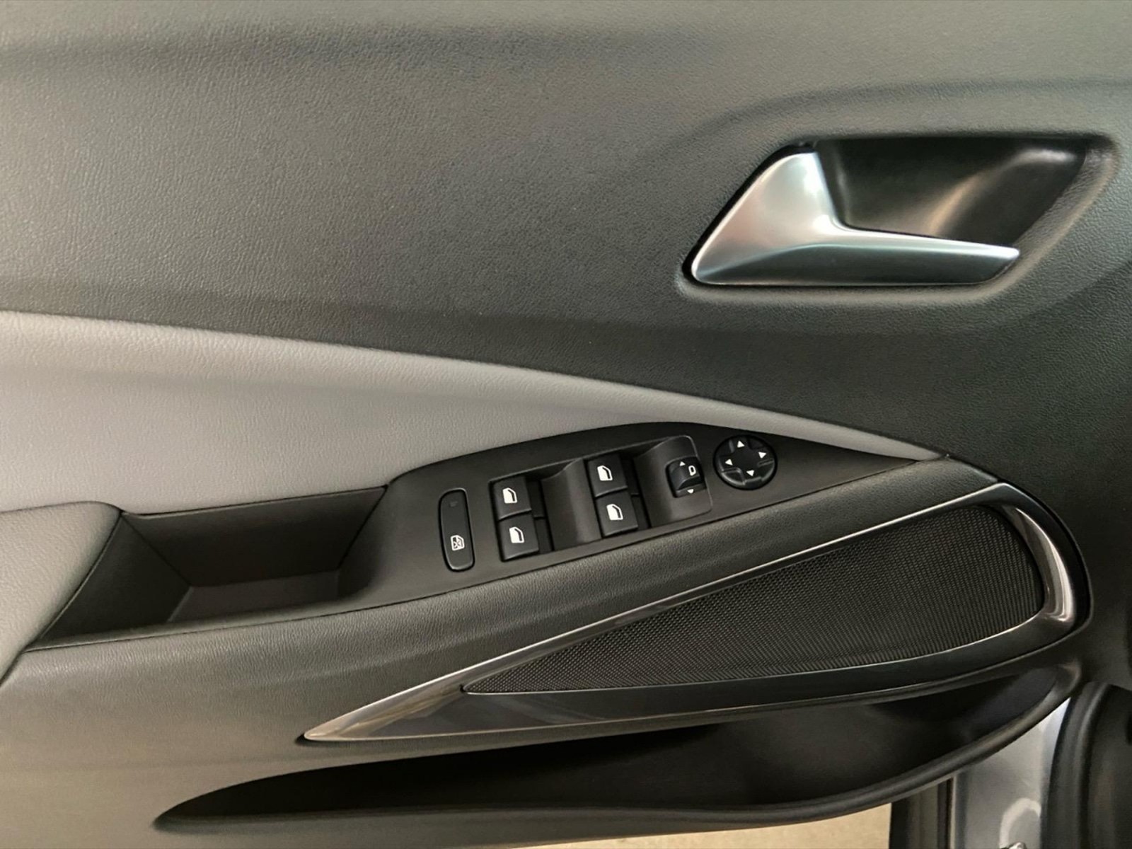 Opel Crossland X x 1.2 advance 81cv - 12