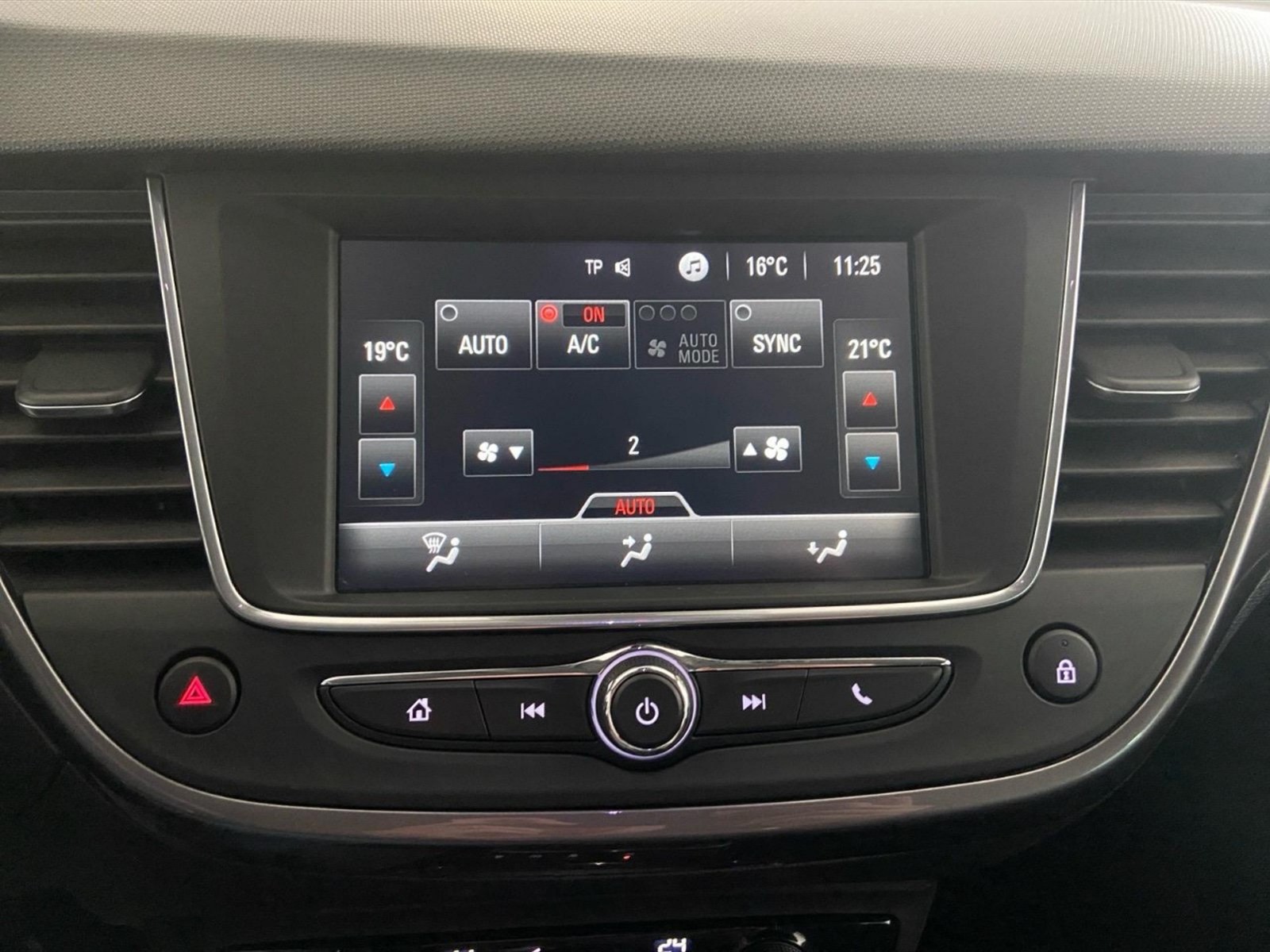 Opel Crossland X x 1.2 advance 81cv - 19