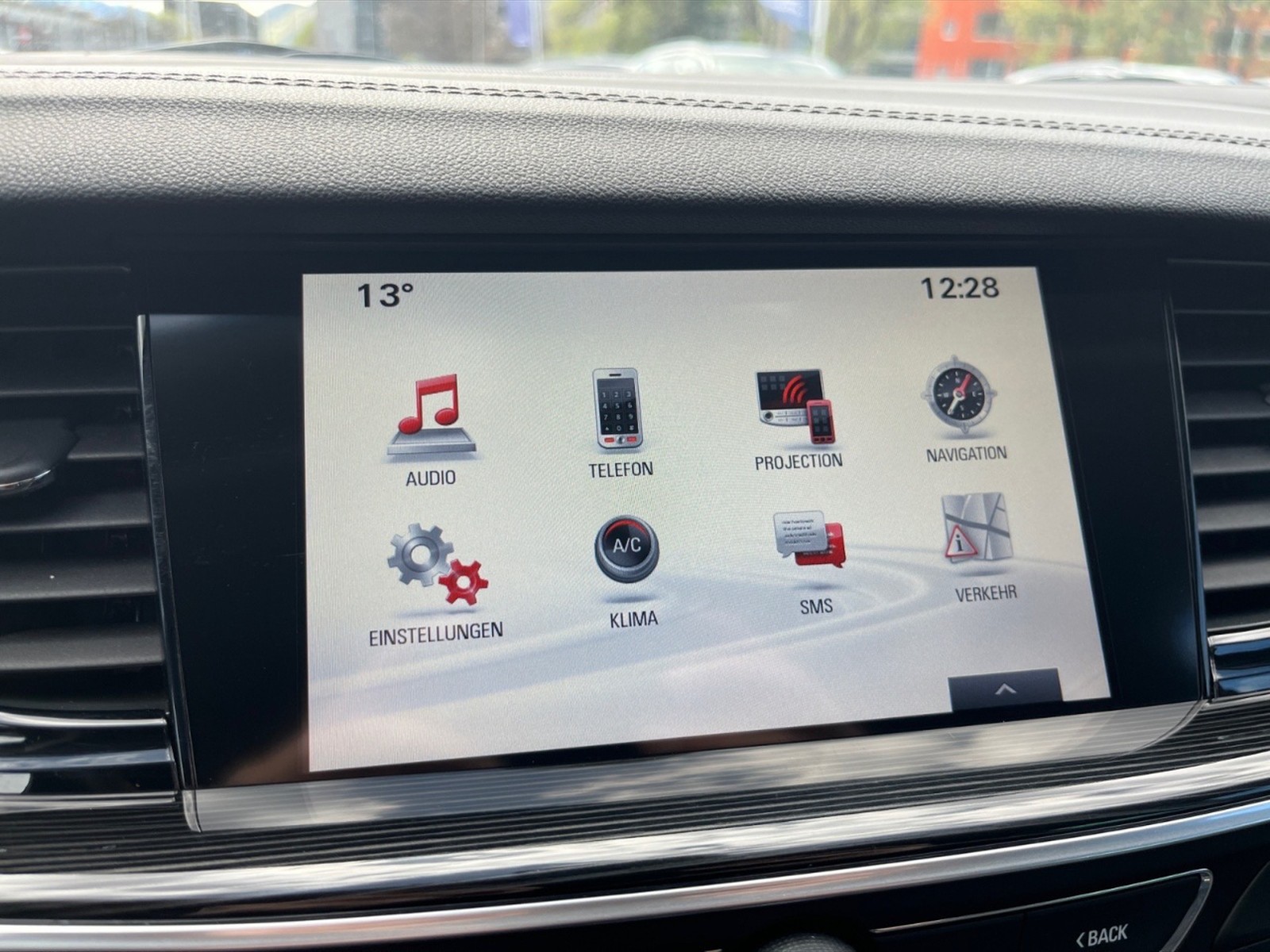 Opel Insignia sports tourer 1.6 cdti ecotec business s&s 136cv auto 6m - 18