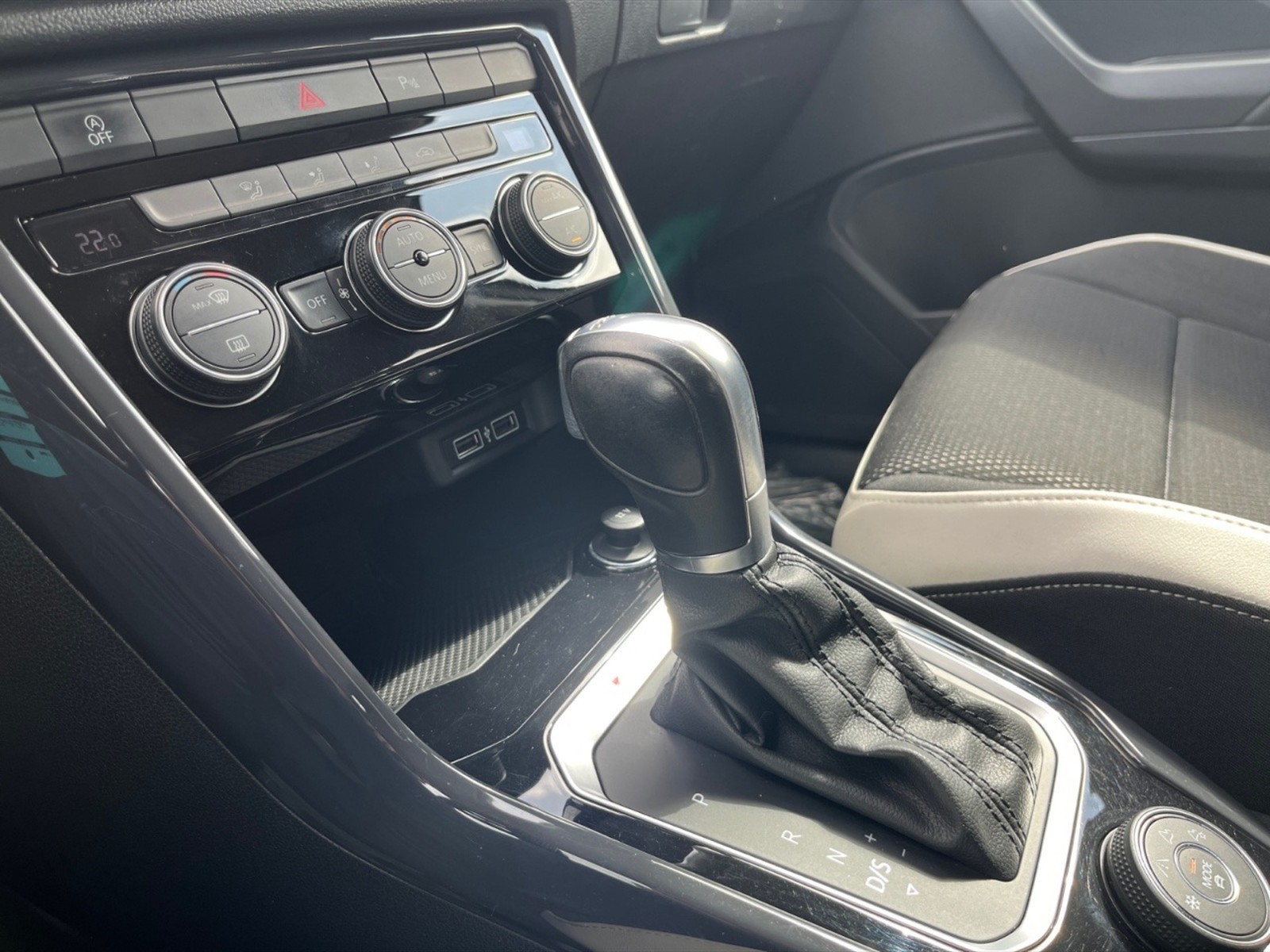 Volkswagen T-Roc 2.0 tdi advanced 4motion dsg - 23