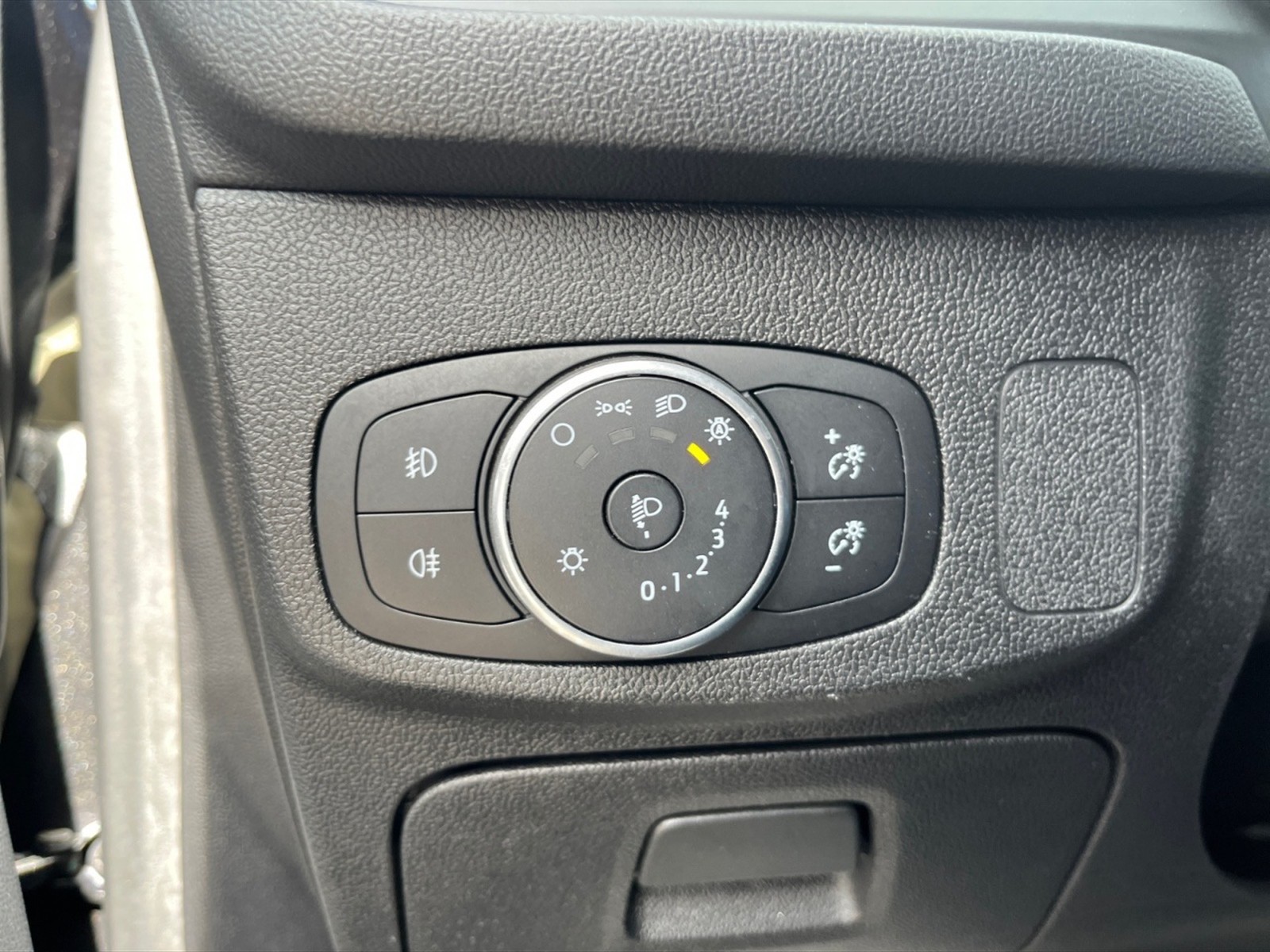 Ford Focus 1.0 ecoboost titanium 125cv - 19