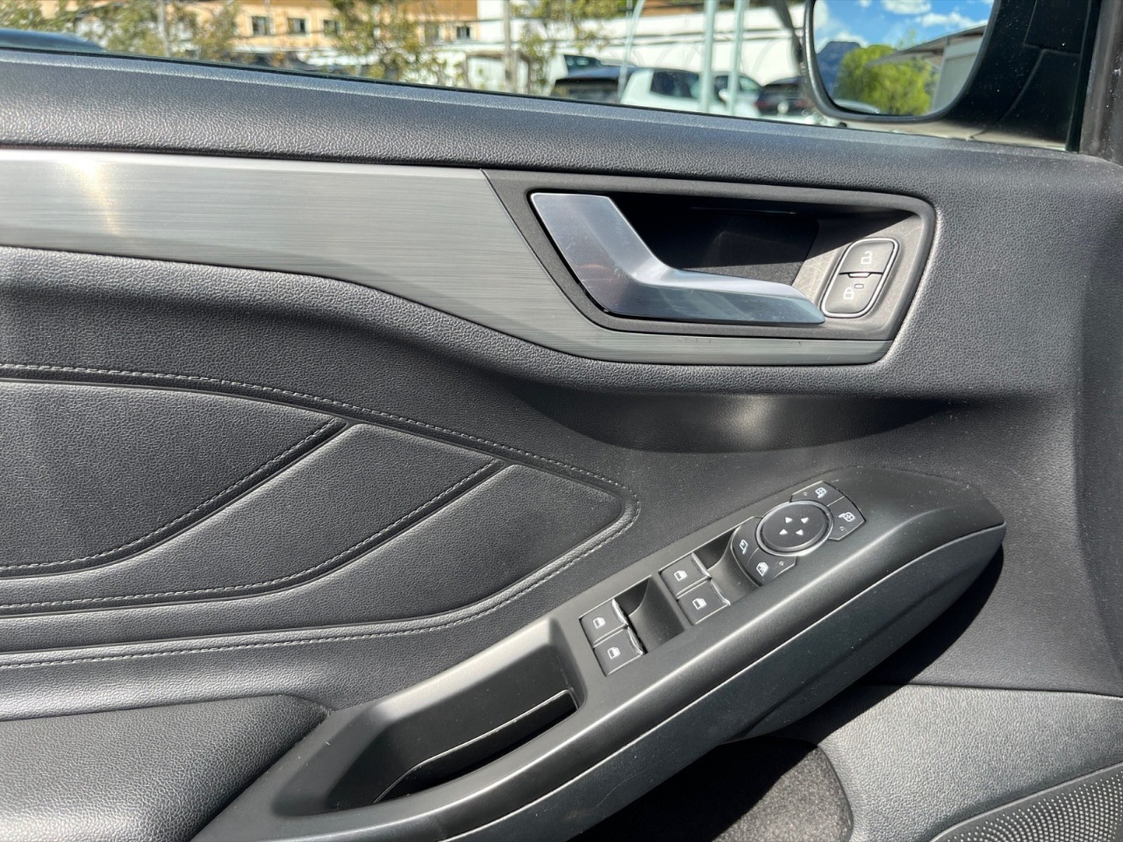 Ford Focus 1.0 ecoboost titanium 125cv - 20