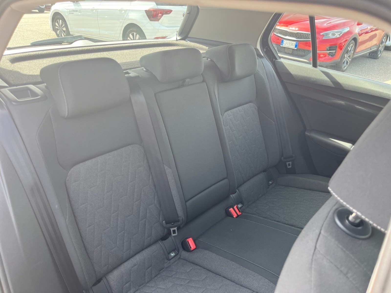 Volkswagen Golf 2.0 tdi life 115cv - 10