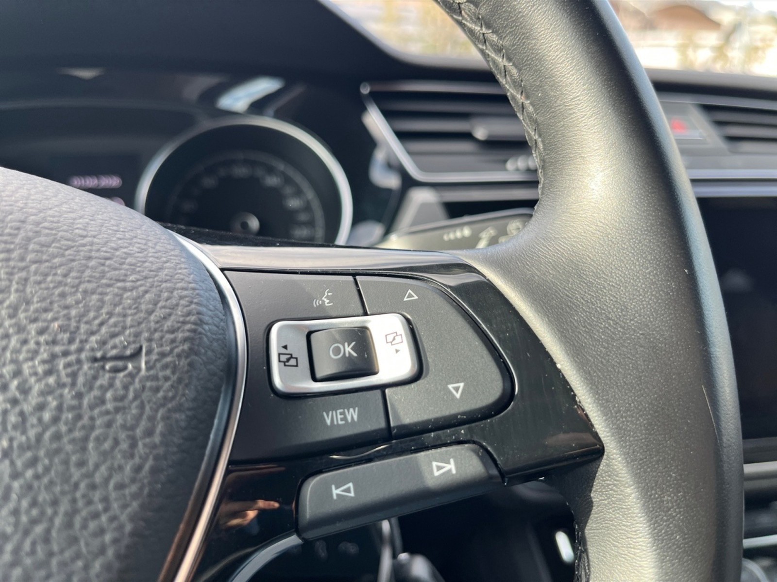 Volkswagen Touran 2.0 tdi business 115cv dsg - 15