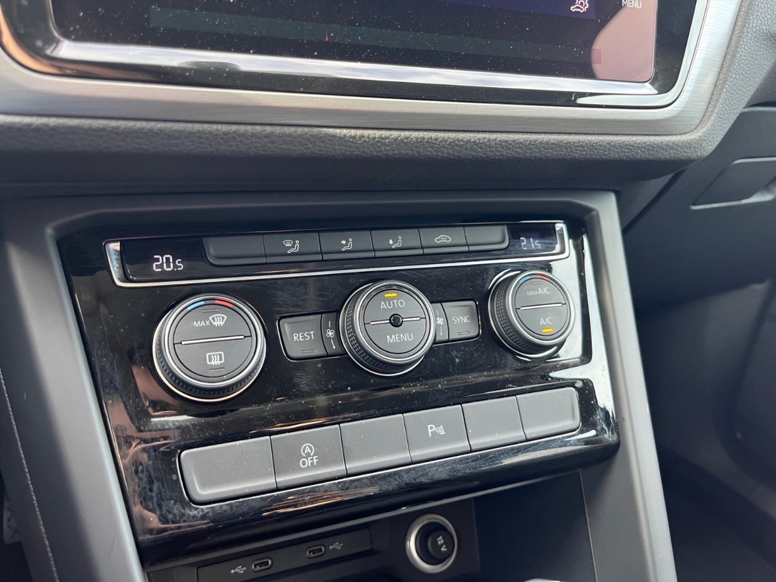 Volkswagen Touran 2.0 tdi business 115cv dsg - 21