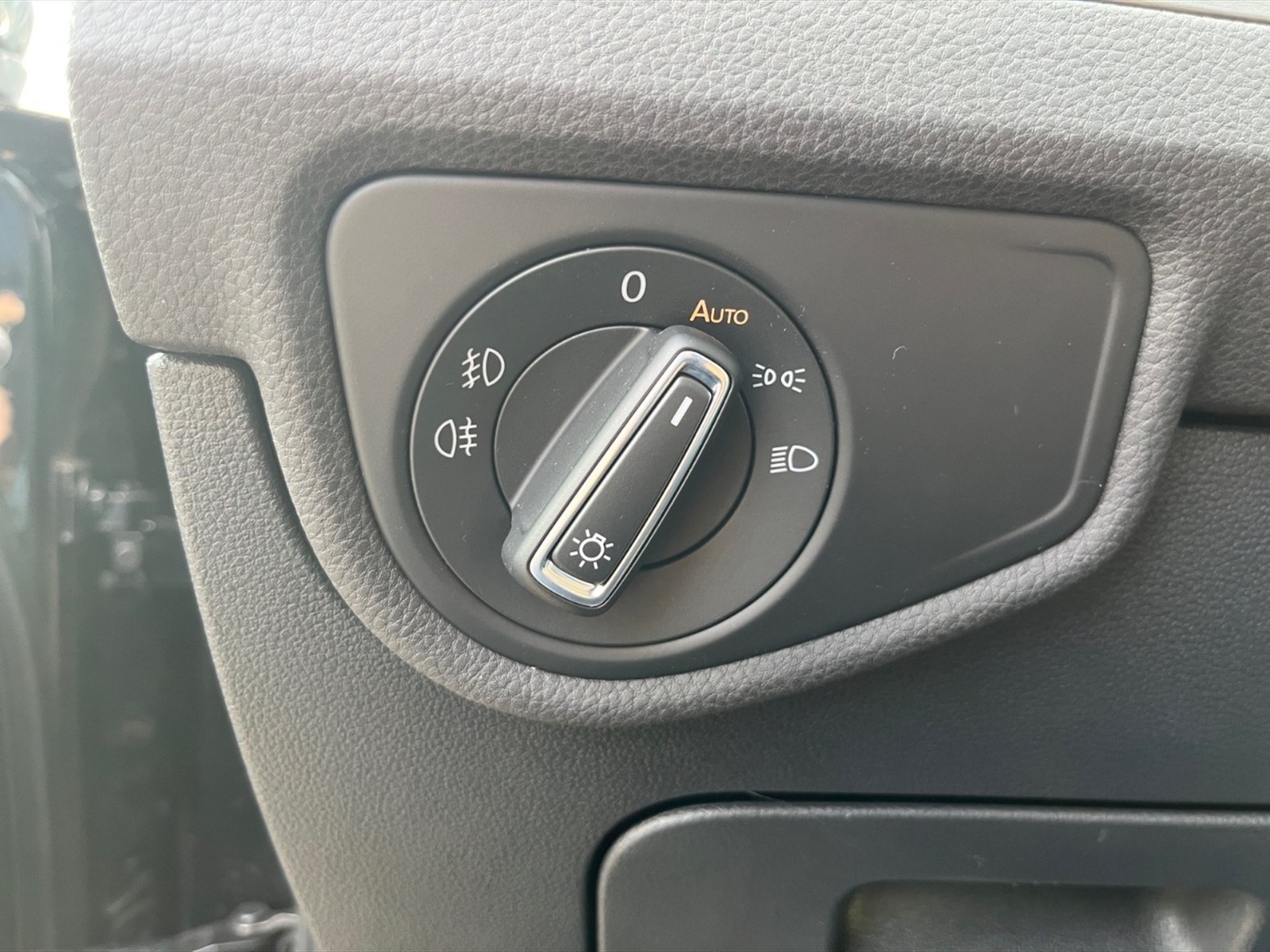 Volkswagen Touran 2.0 tdi business 115cv dsg - 23