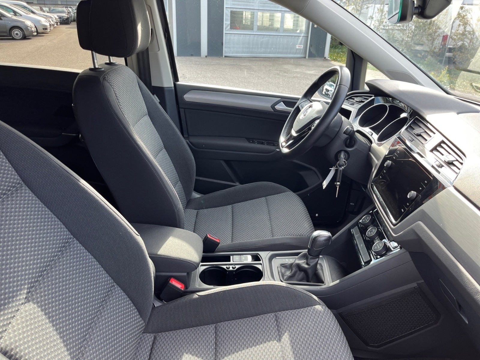 Volkswagen Touran 2.0 tdi business 115cv dsg - 9