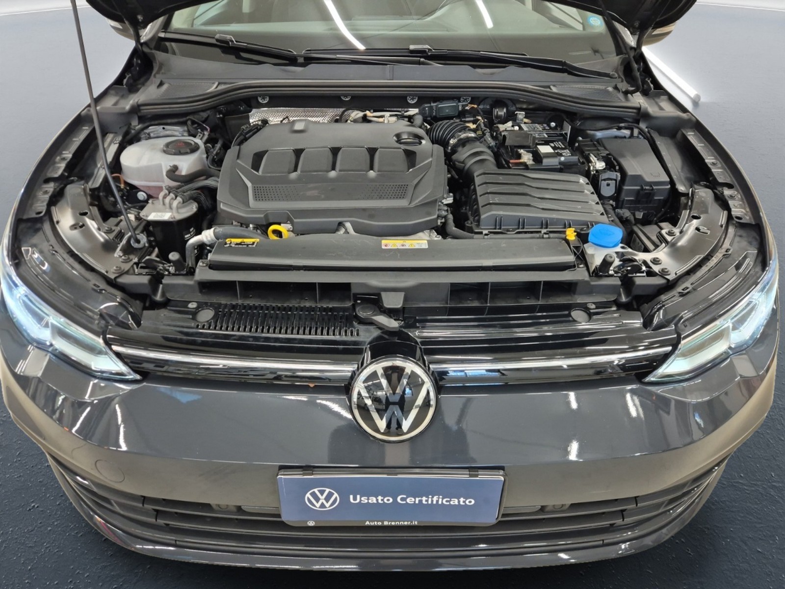 Volkswagen Golf variant 2.0 tdi life 115cv - 11