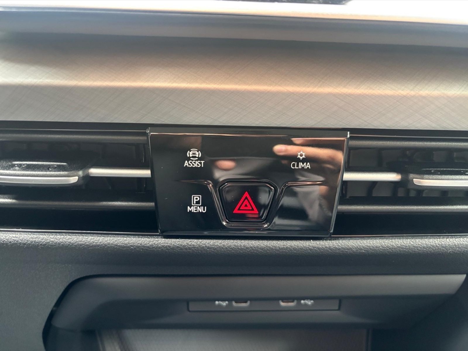 Volkswagen Golf 1.5 etsi edition plus 115cv dsg - 19