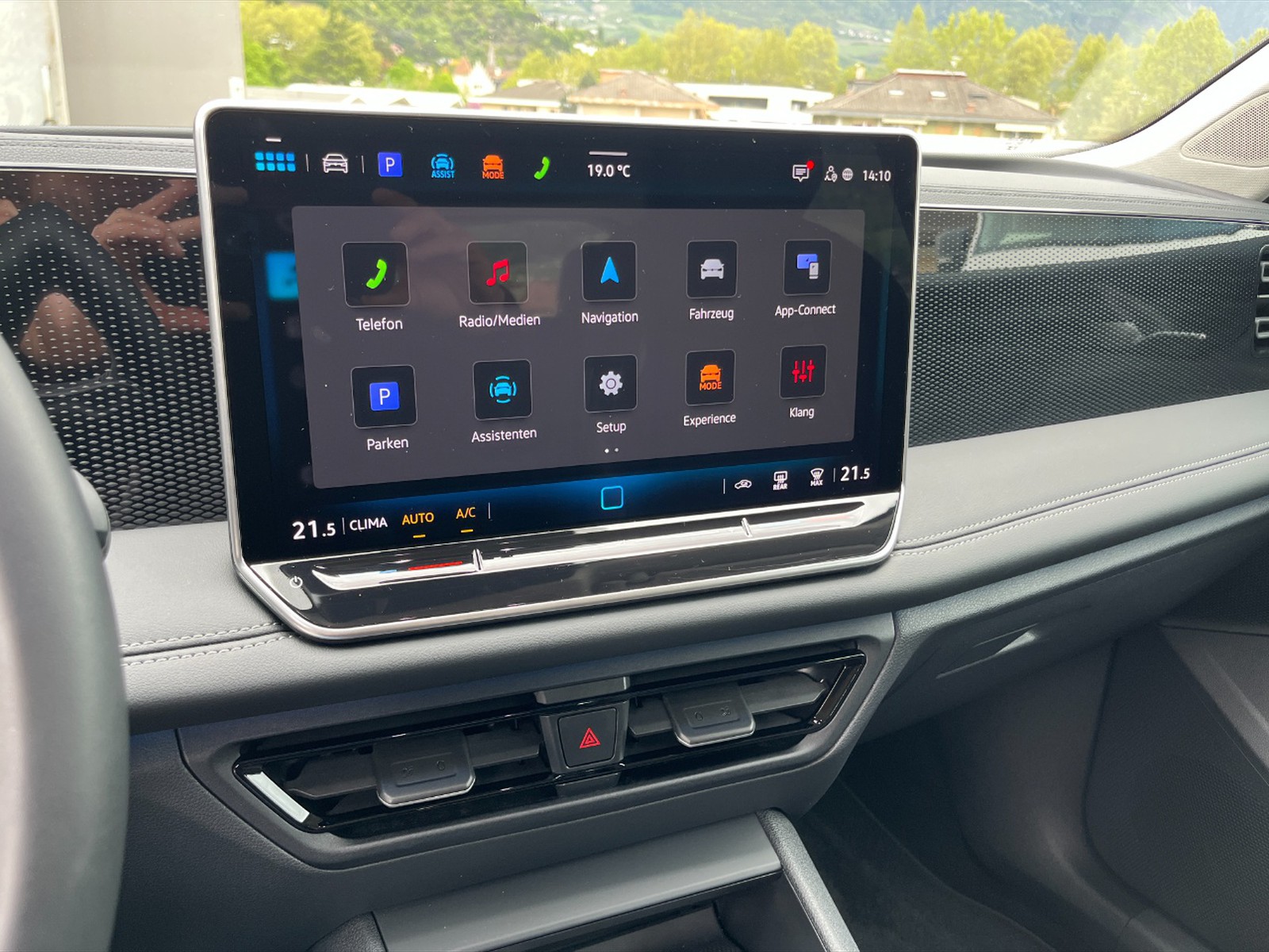 Volkswagen Tiguan 2.0 tdi life 150cv dsg - 14