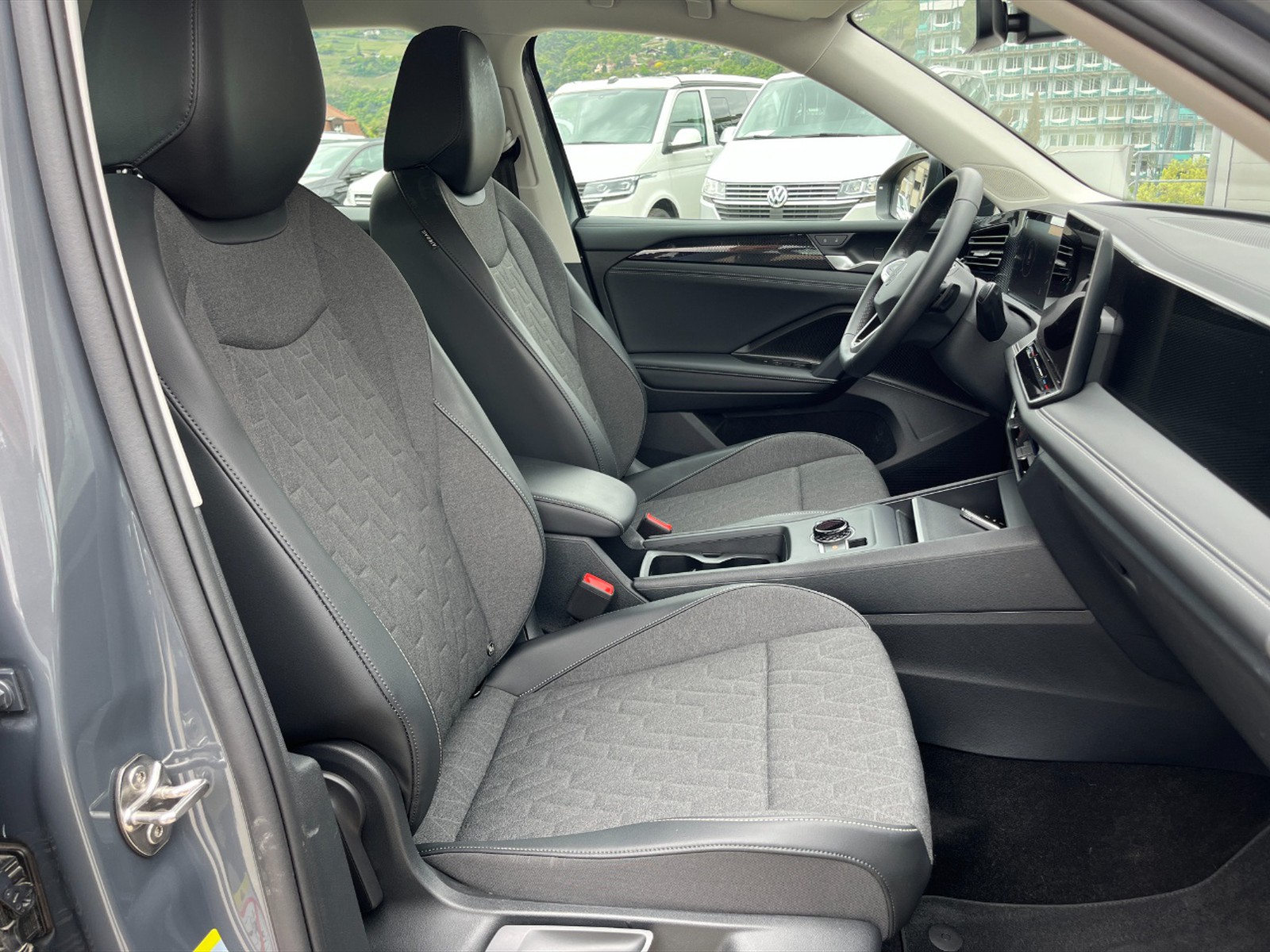 Volkswagen Tiguan 2.0 tdi life 150cv dsg - 9