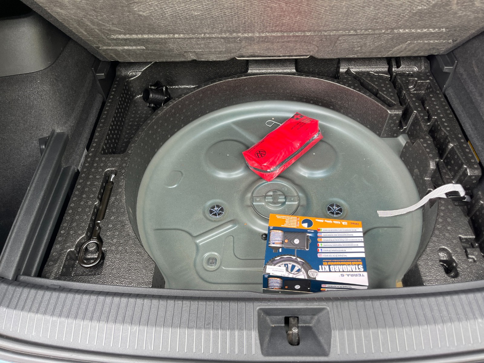 Volkswagen Tiguan 2.0 tdi r-line 150cv dsg - 23