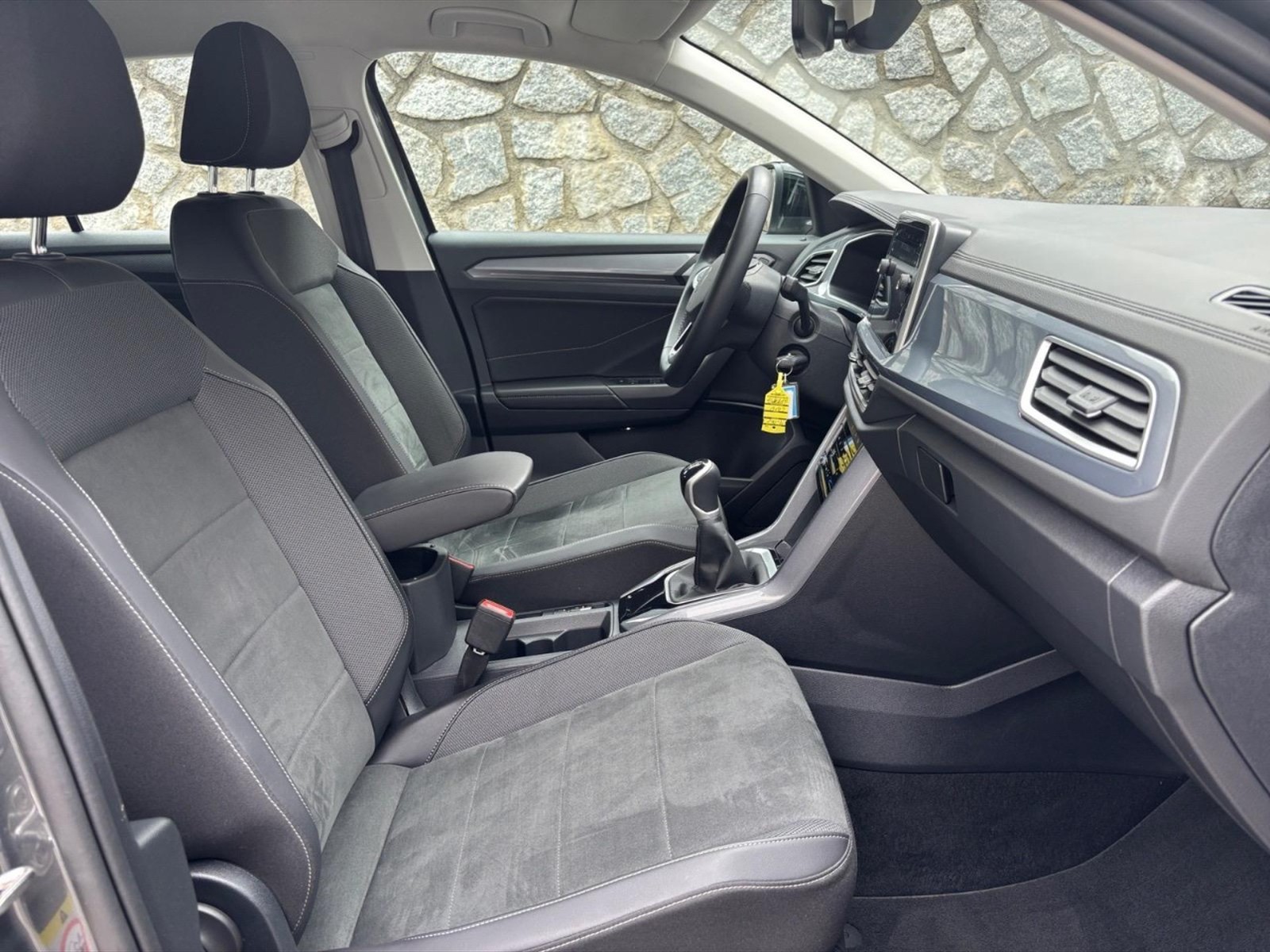 Volkswagen T-Roc 1.0 tsi style 115cv - 9