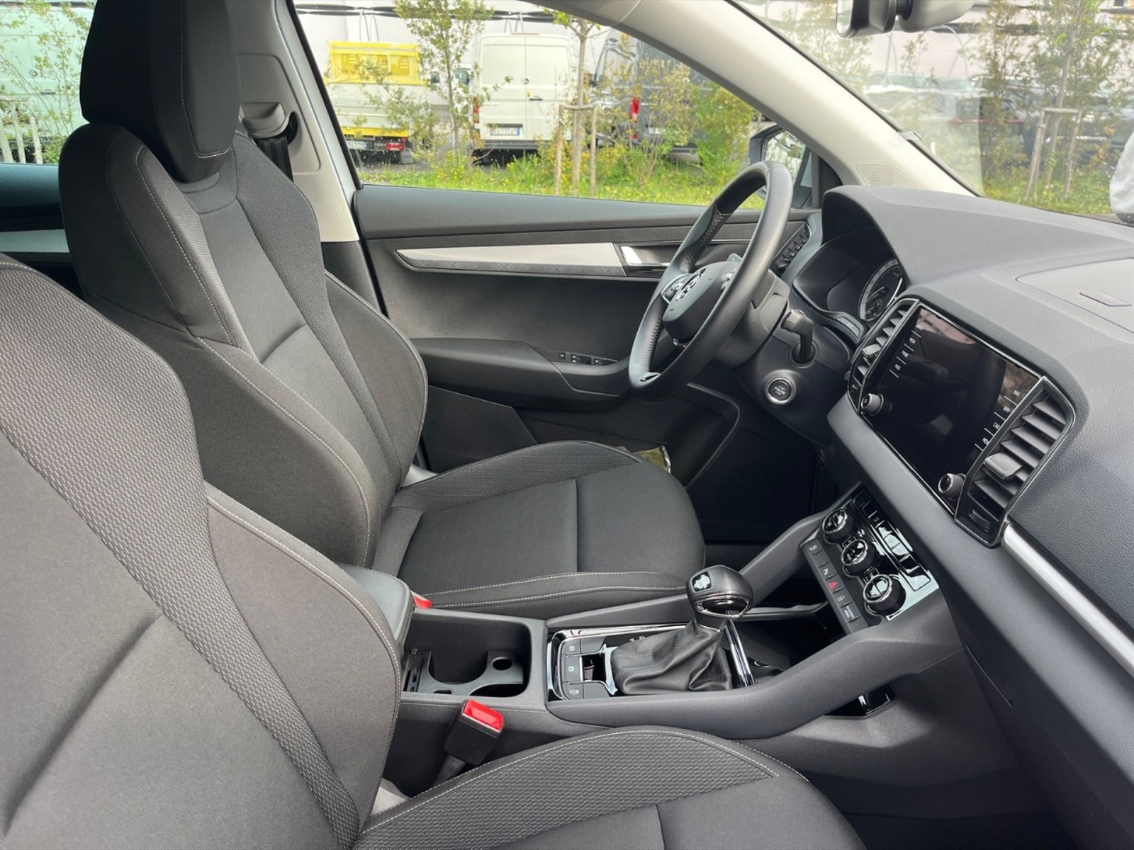Skoda Karoq 2.0 tdi executive 4x4 150cv dsg - 8