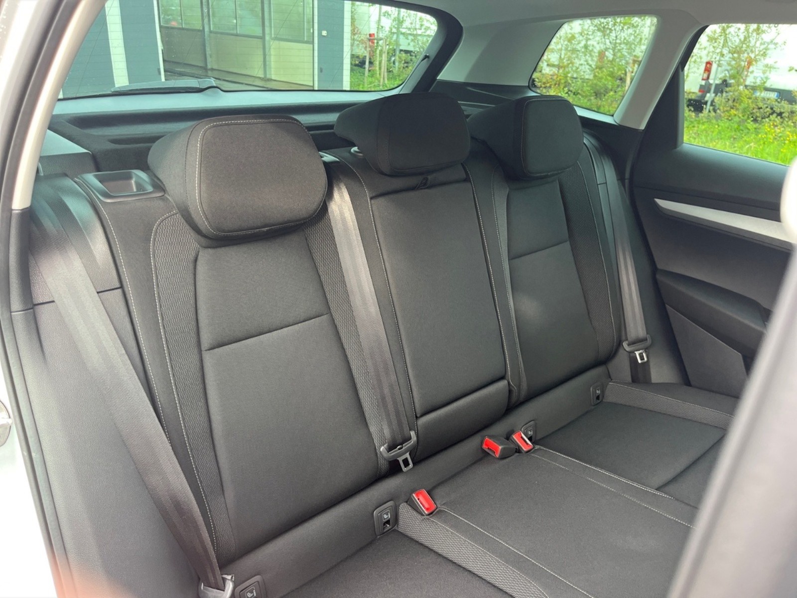 Skoda Karoq 2.0 tdi executive 4x4 150cv dsg - 9