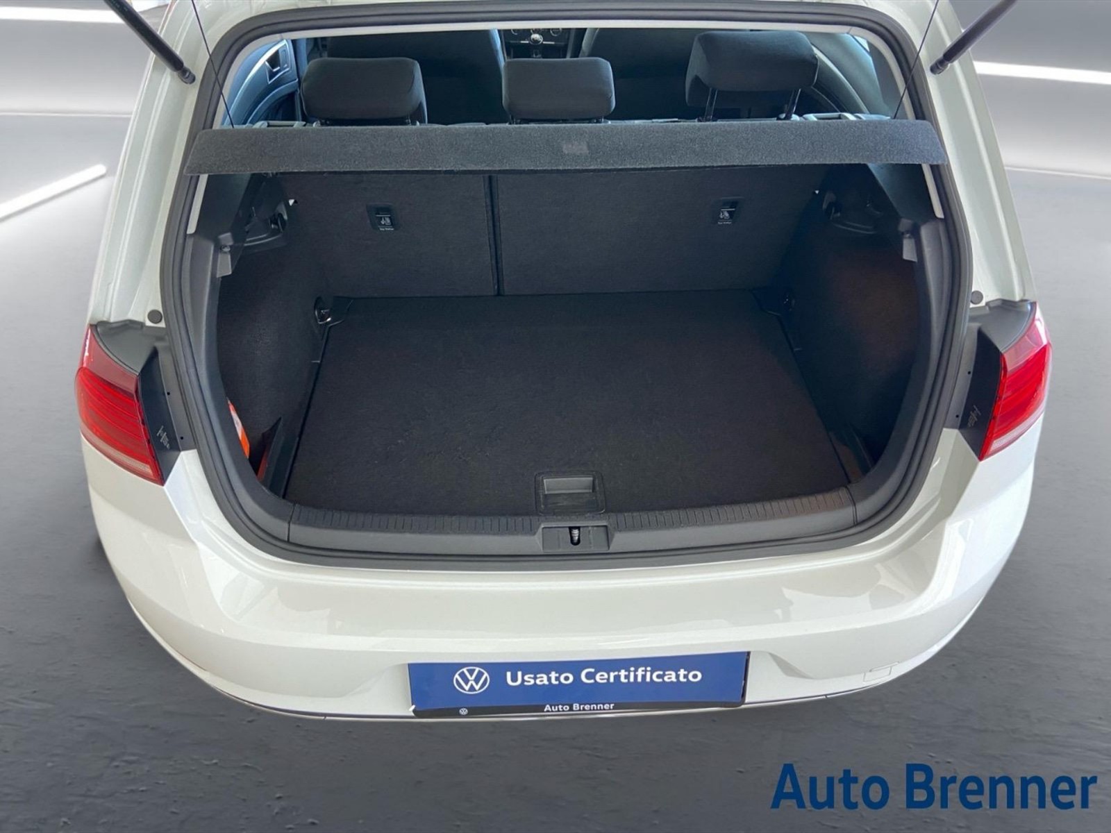 Volkswagen Golf 5p 1.0 tsi trendline tech&sound pack 115cv - 12