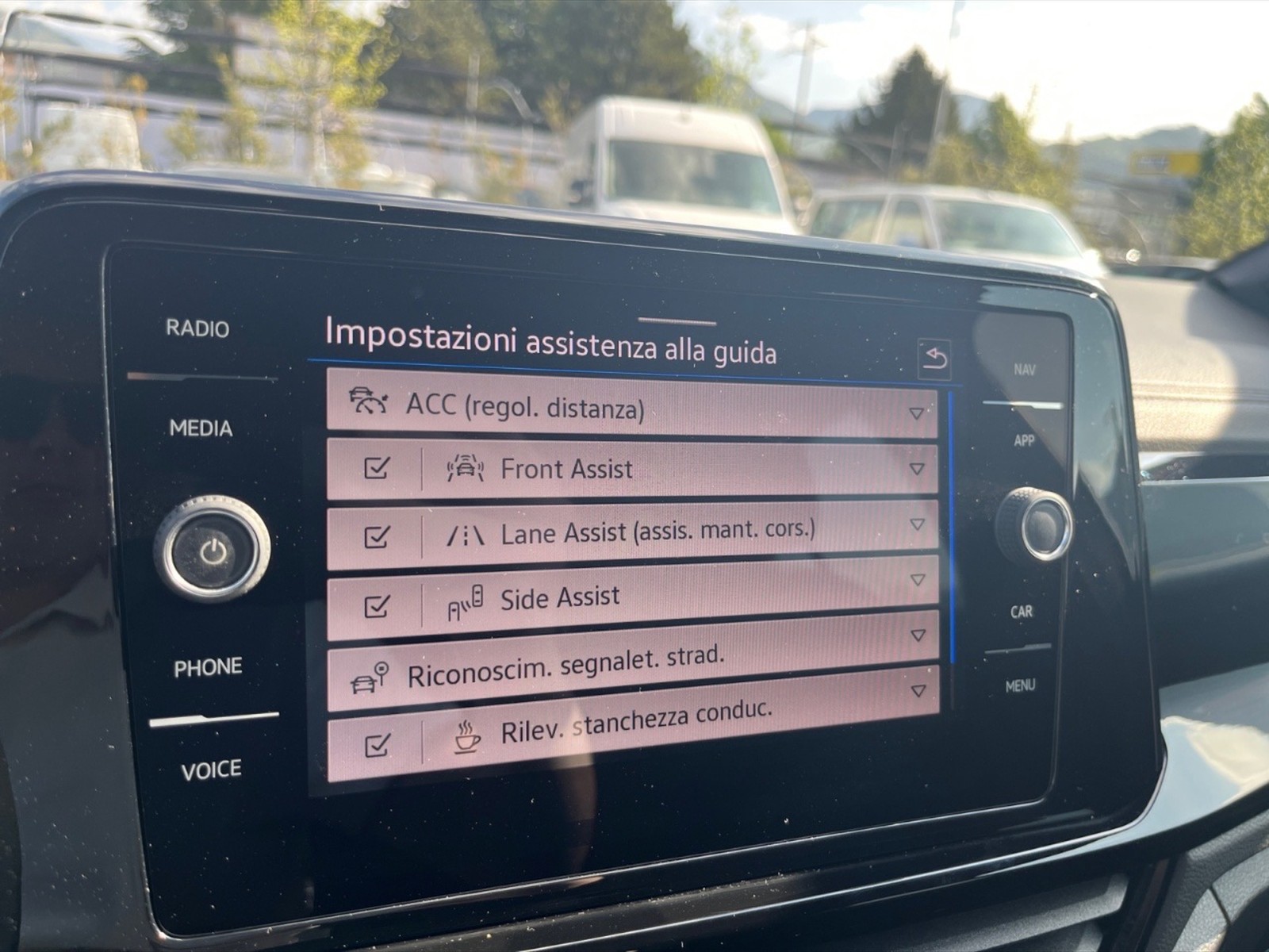 Volkswagen T-Roc 1.5 tsi style dsg - 19