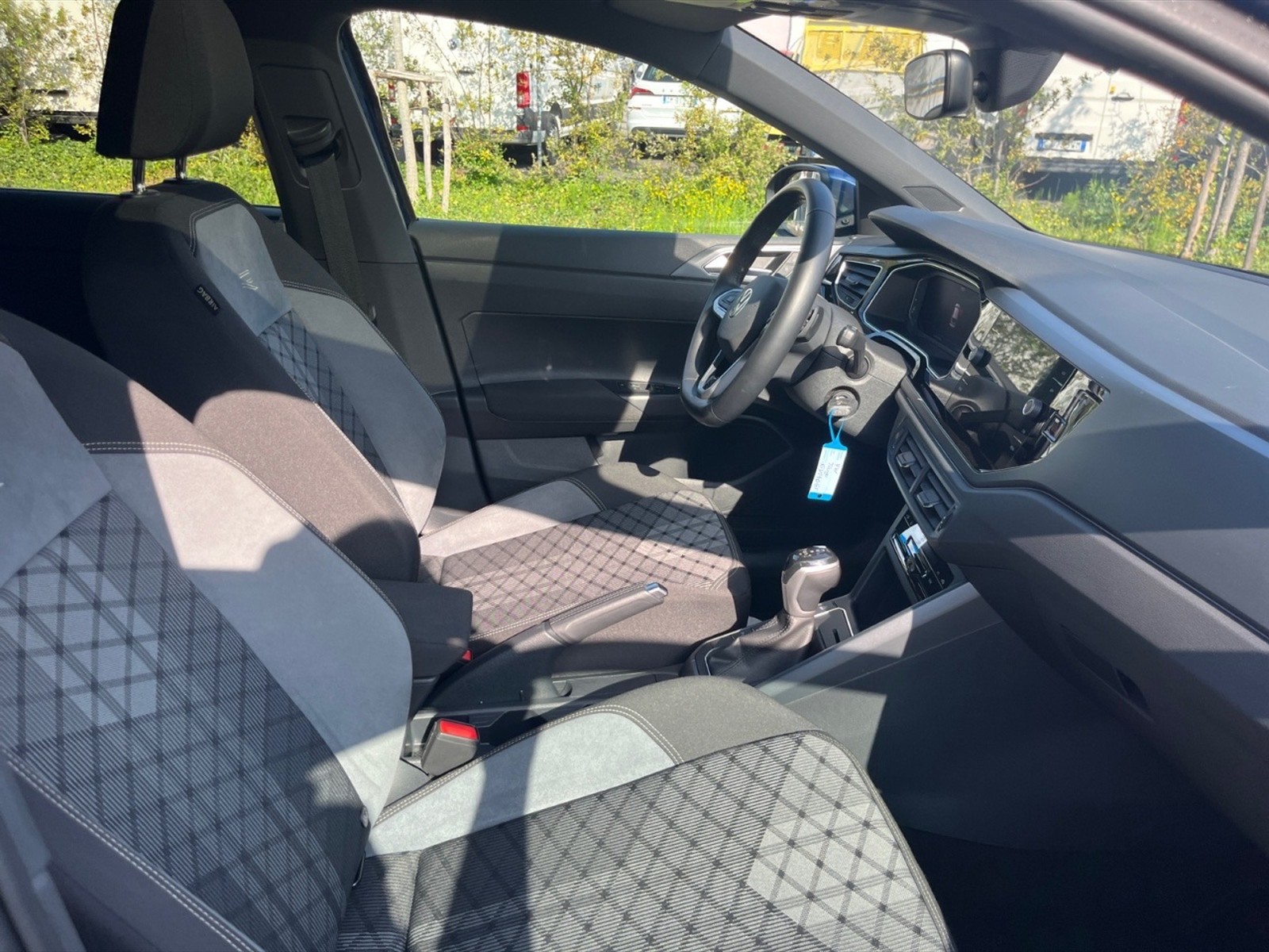 Volkswagen Taigo 1.0 tsi r-line 115cv dsg - 9