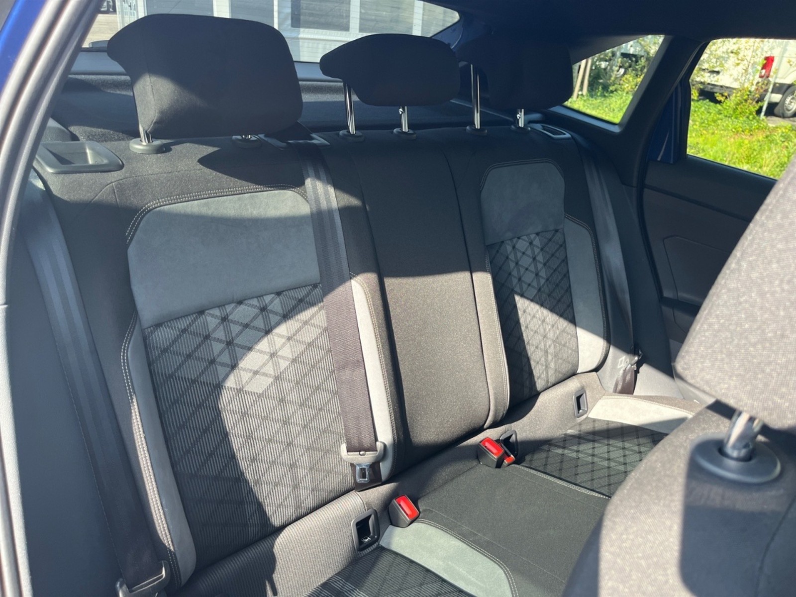Volkswagen Taigo 1.0 tsi r-line 115cv dsg - 10