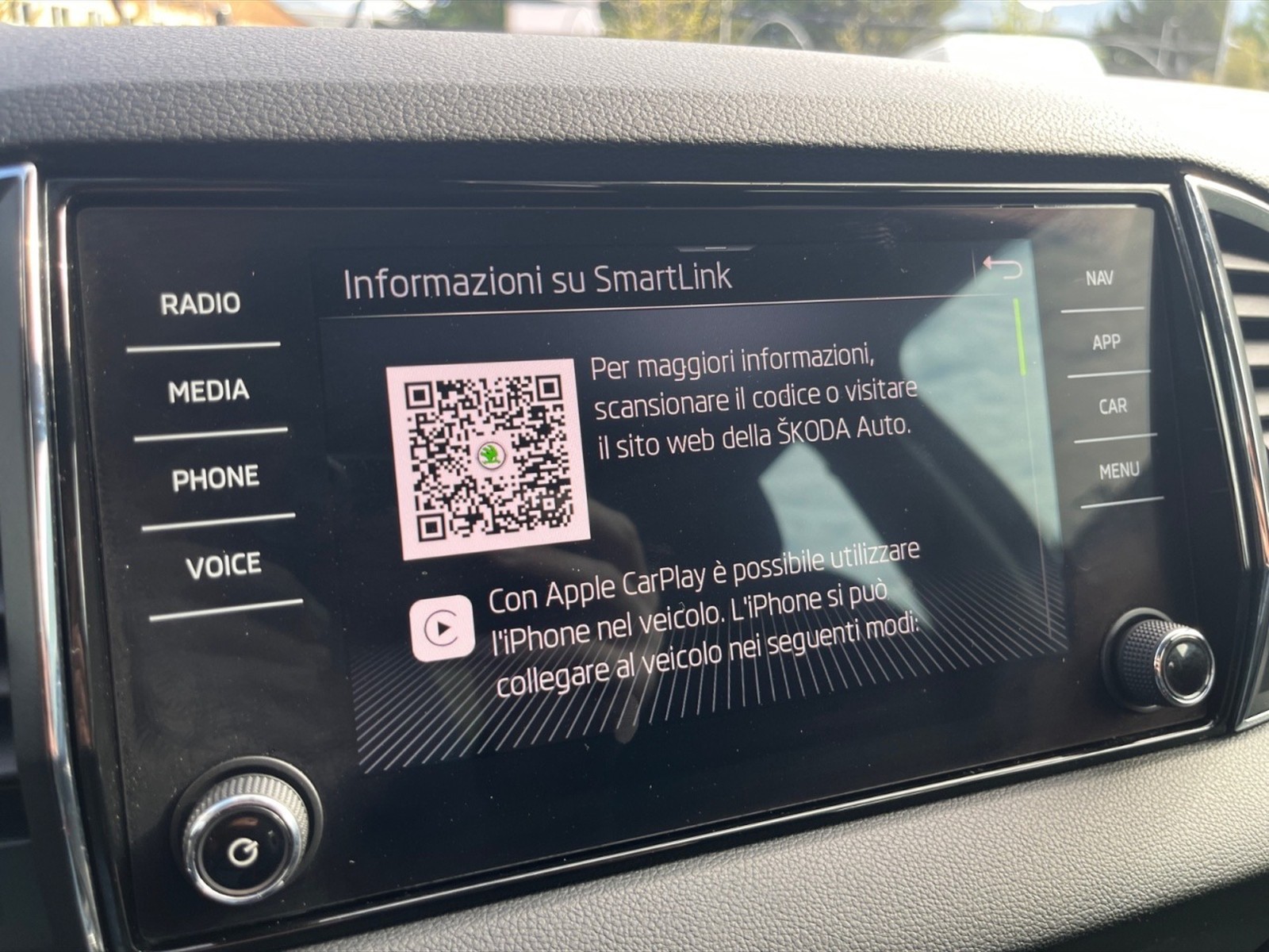 Skoda Karoq 2.0 tdi evo executive 4x4 150cv dsg - 17