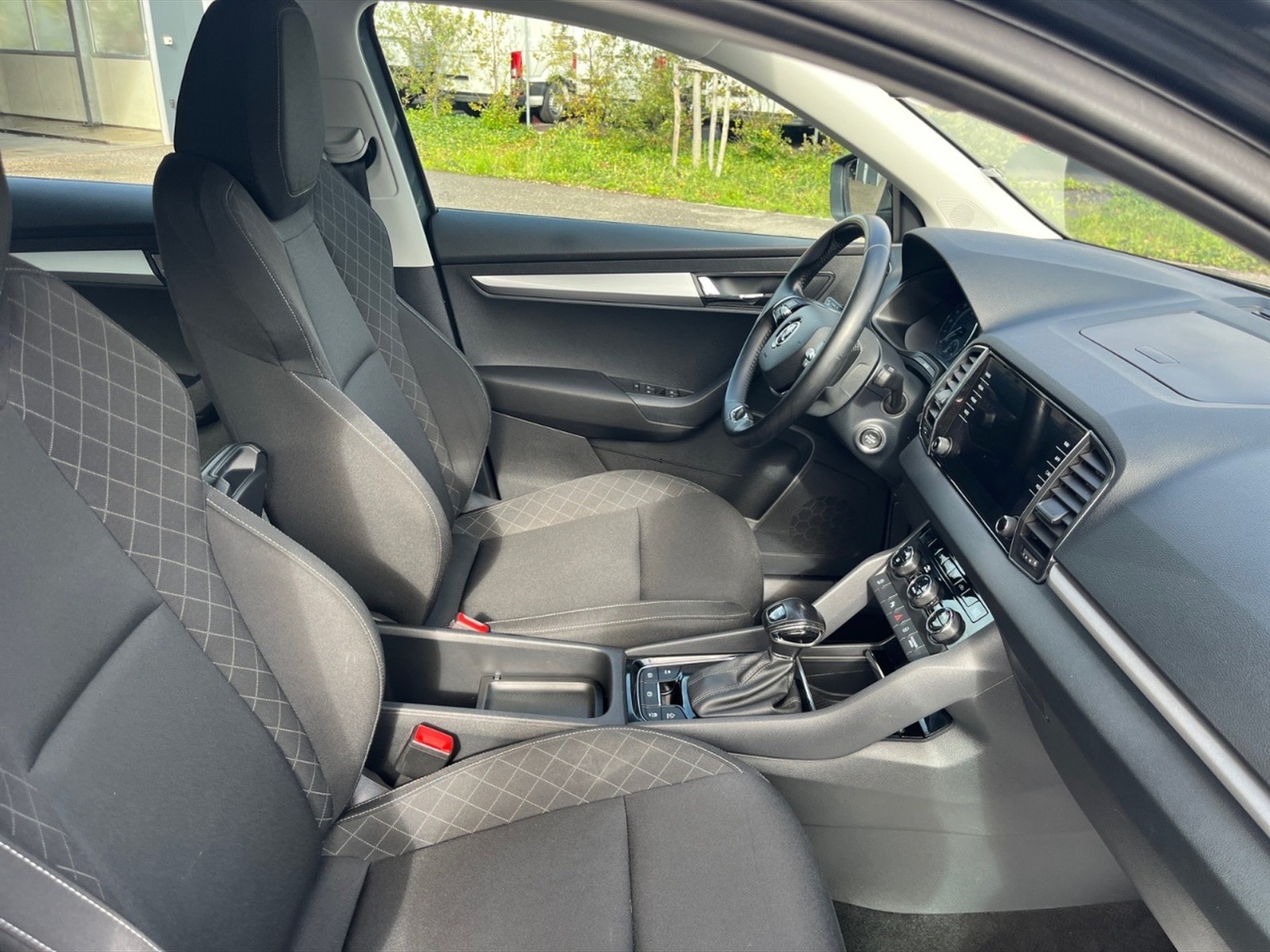 Skoda Karoq 2.0 tdi evo executive 4x4 150cv dsg - 8