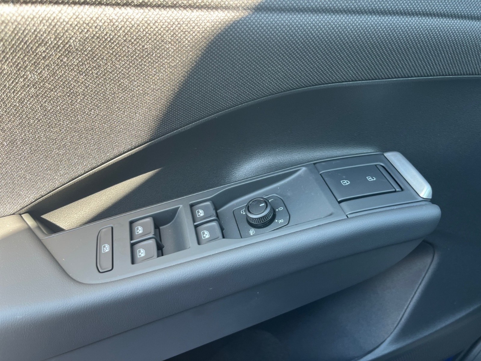 Volkswagen T-Roc 1.5 etsi life 115cv dsg - 24