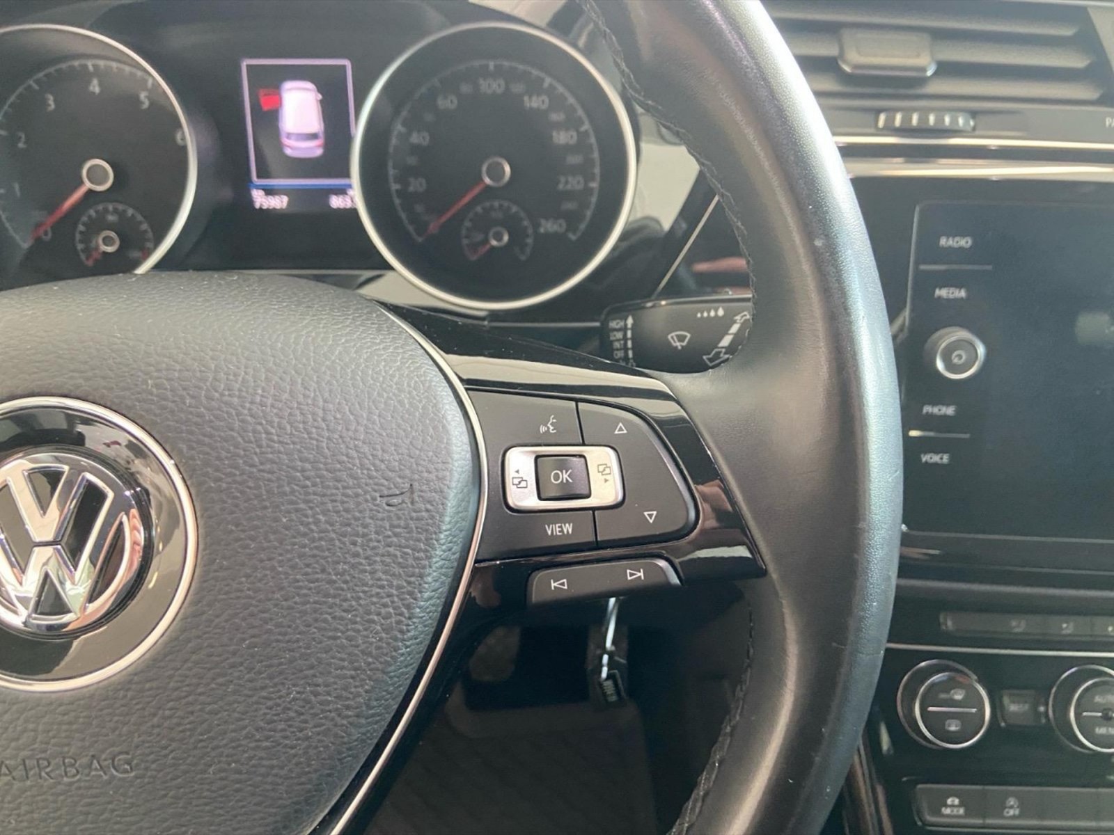 Volkswagen Touran 1.5 tsi executive 150cv - 17