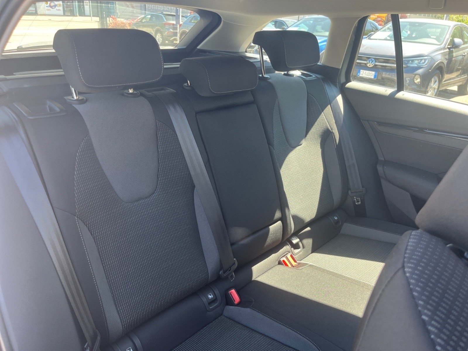 Skoda Octavia wagon 2.0 tdi evo executive 4x4 150cv dsg - 9