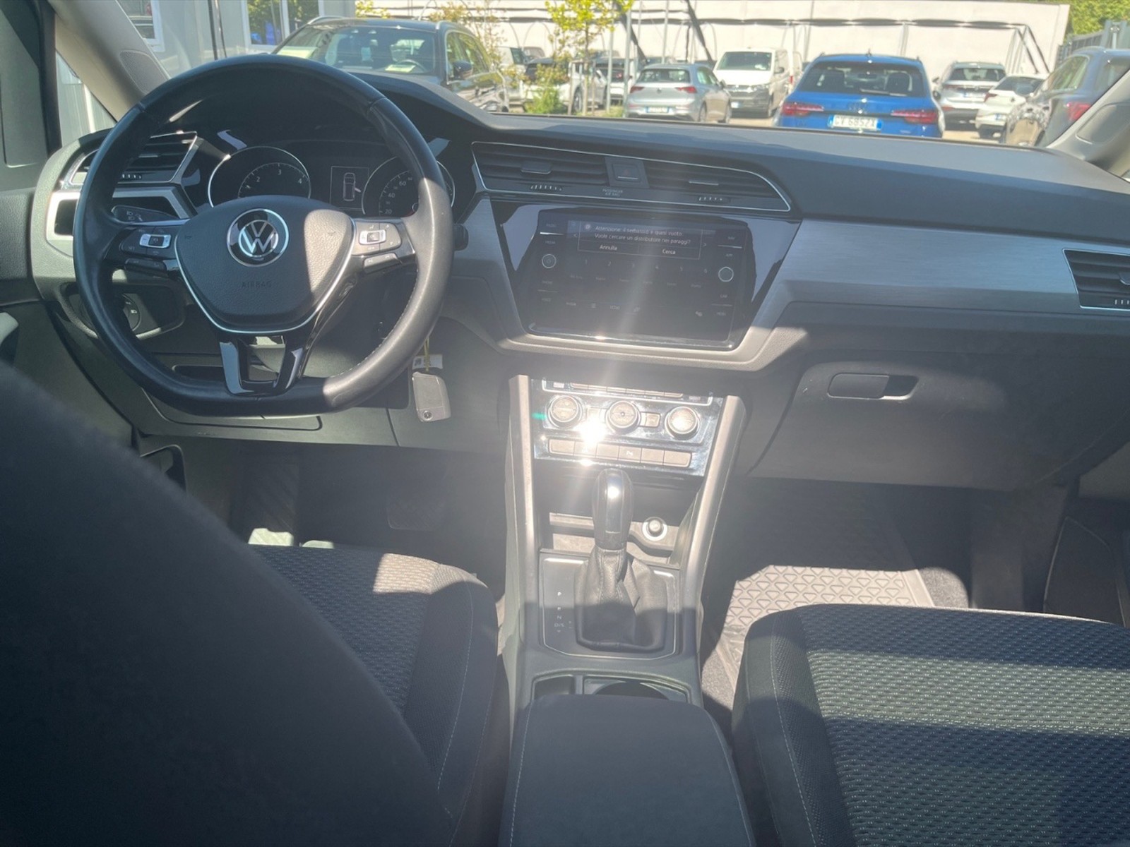 Volkswagen Touran 2.0 tdi business dsg - 7