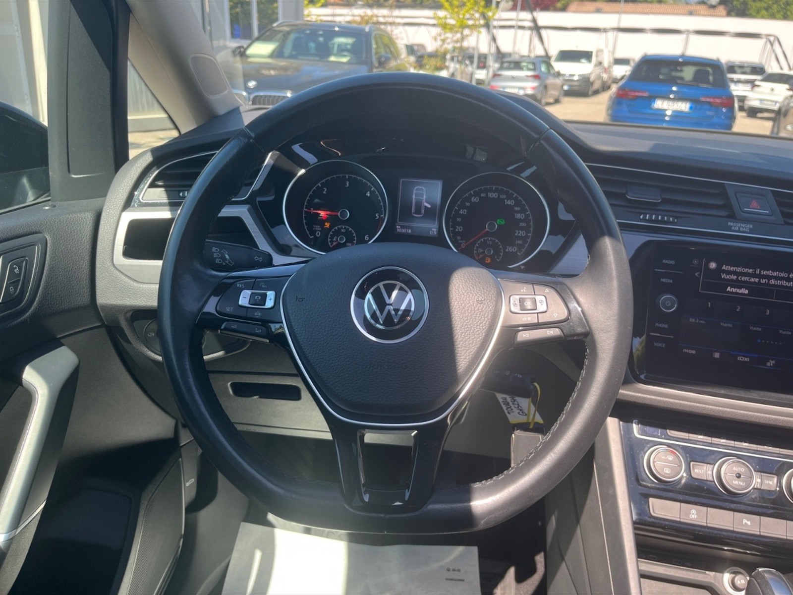 Volkswagen Touran 2.0 tdi business dsg - 8