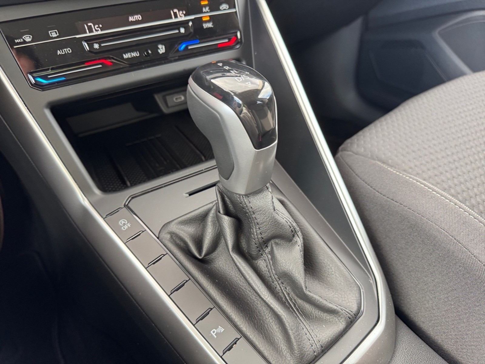 Volkswagen Polo 1.0 tsi edition plus 95cv dsg - 21
