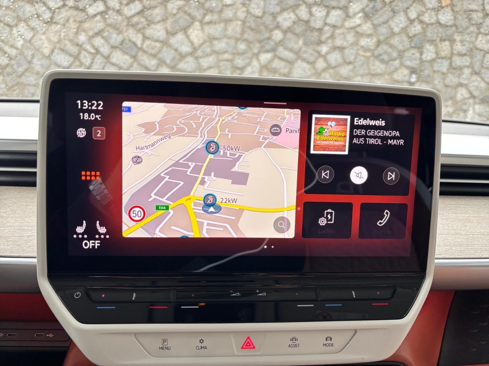 Volkswagen ID Buzz passo corto 77 kwh pro - 17